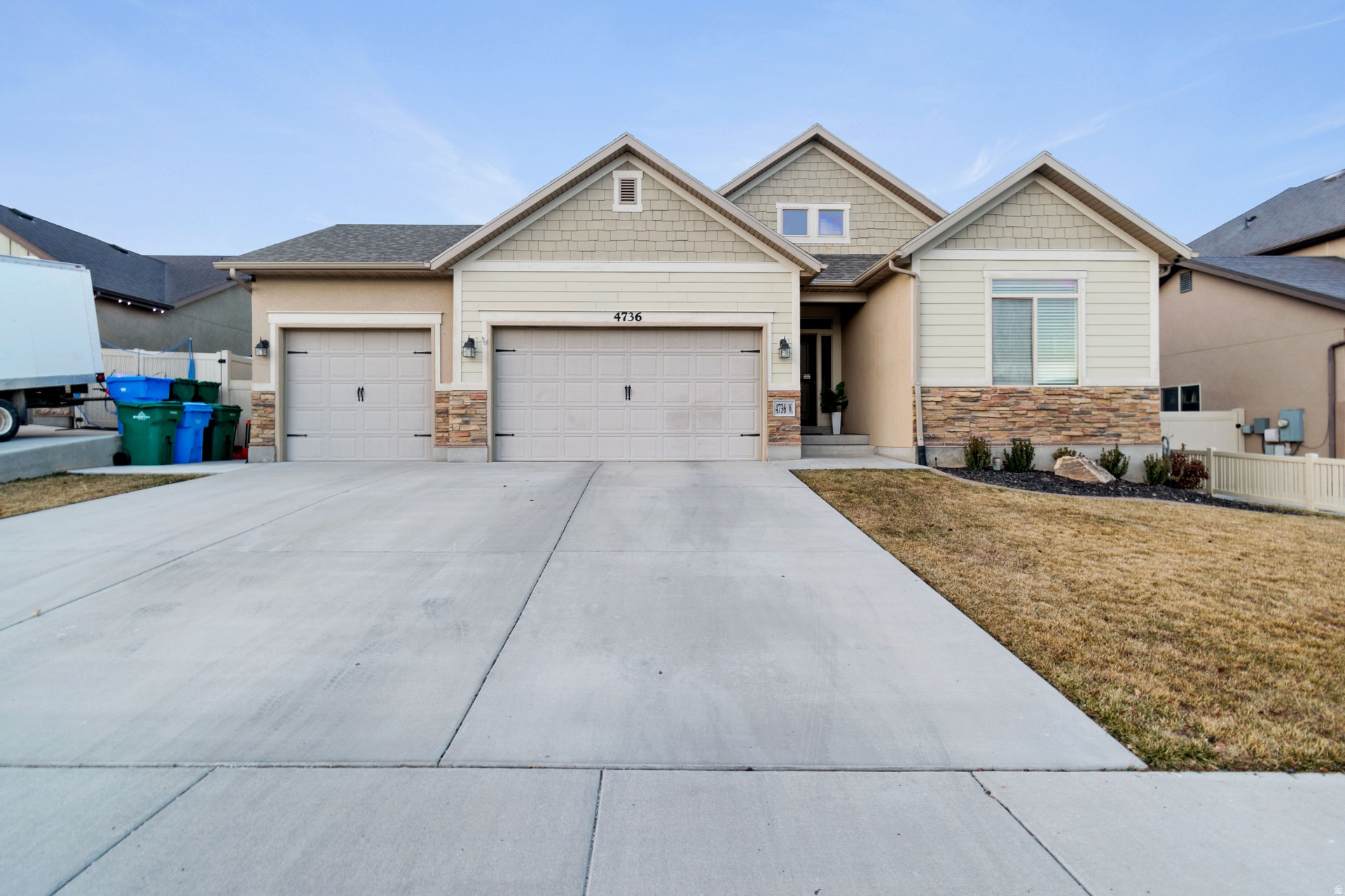 4736 W KOOTENAI CT