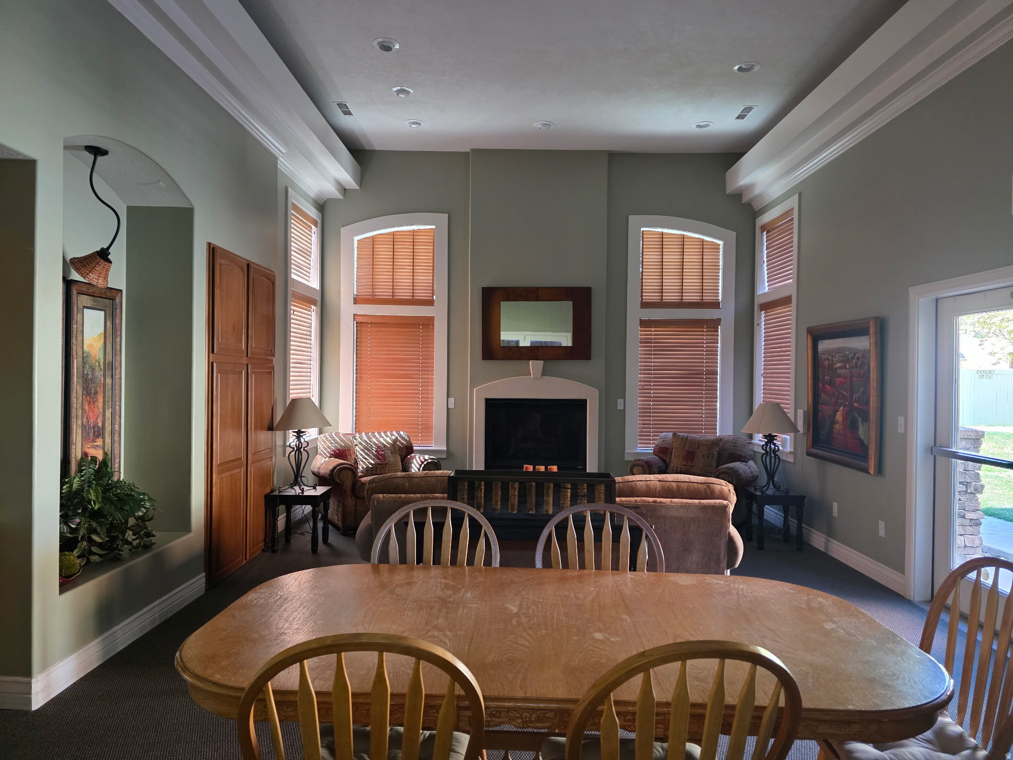 13503 S LEAF WING LN