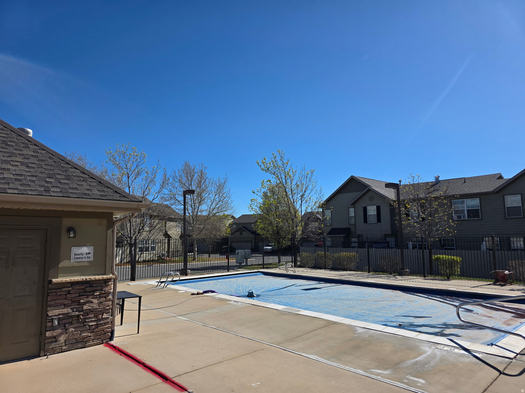 13503 S LEAF WING LN