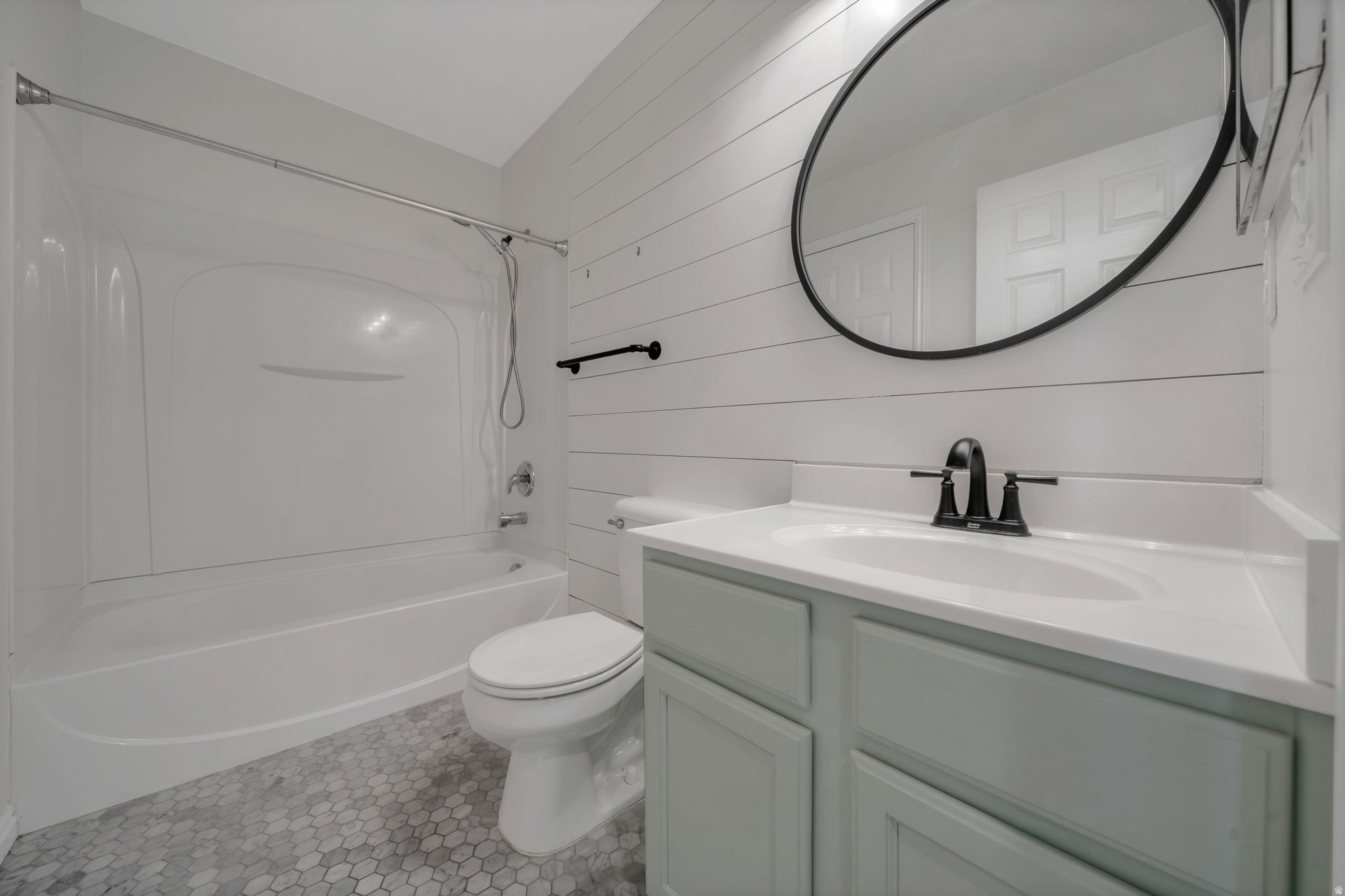 13503 S LEAF WING LN