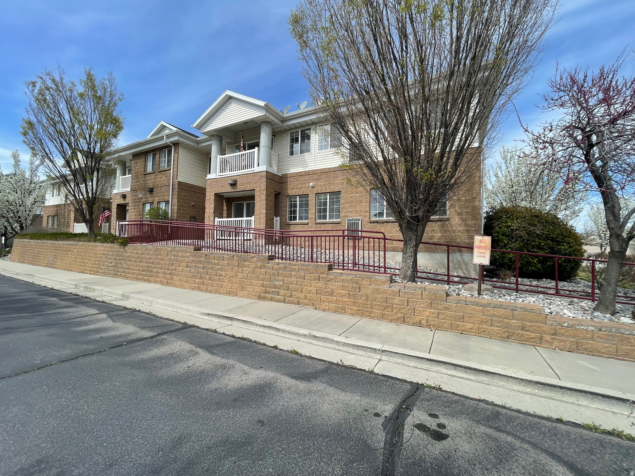 11085 S GRAPE ARBOR PL #102