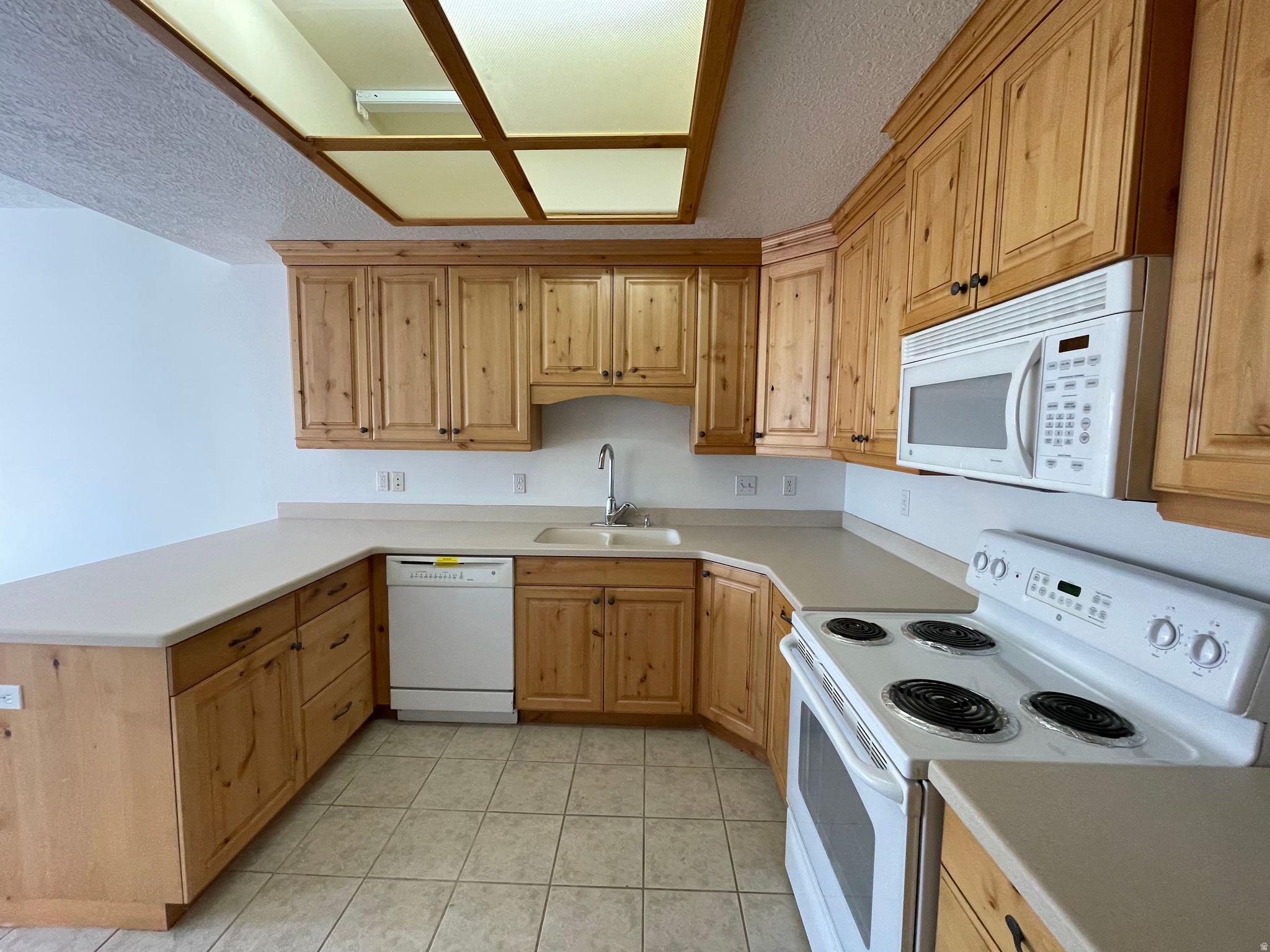 11085 S GRAPE ARBOR PL #102