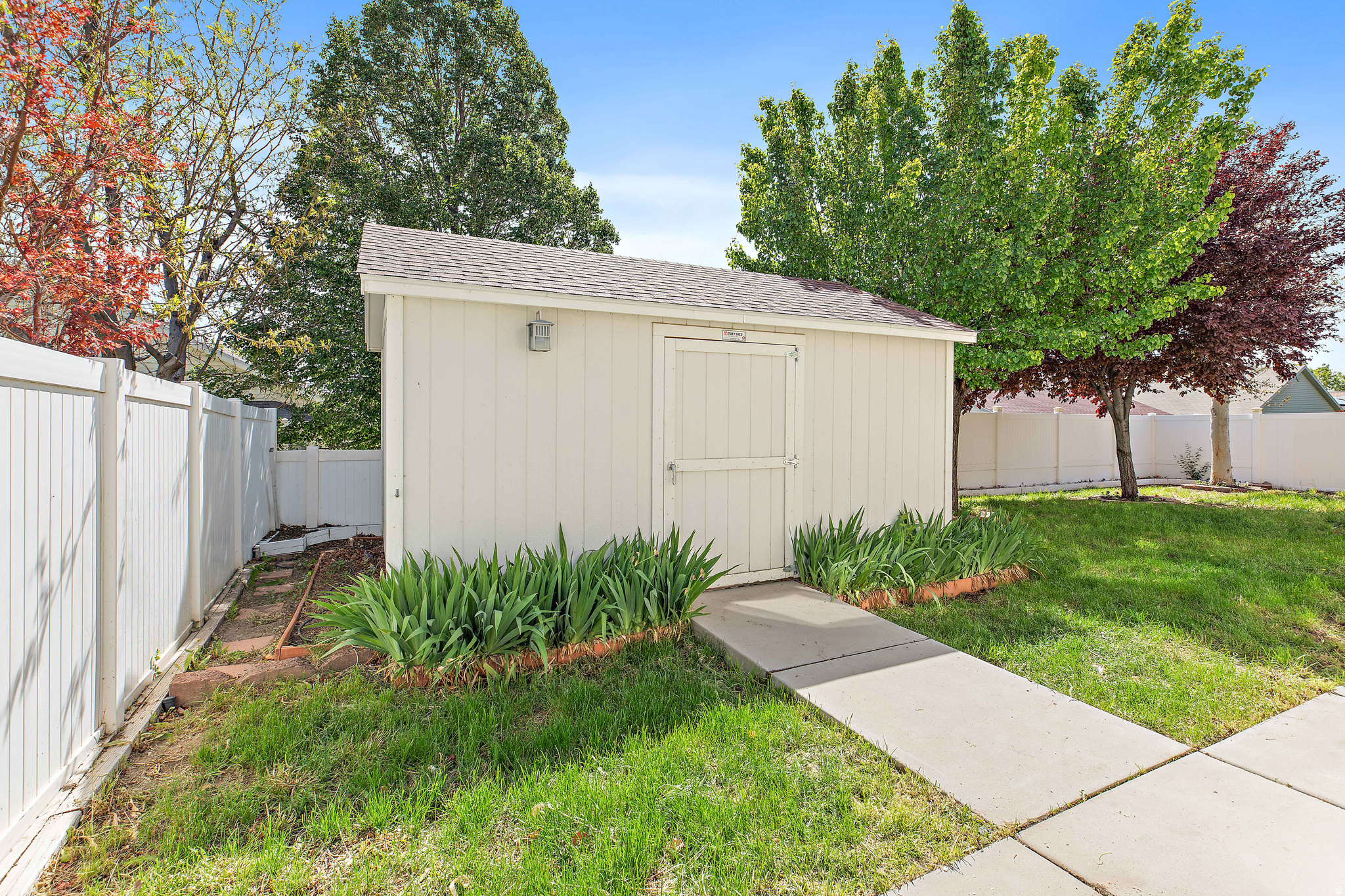 5763 S STONE BLUFF WAY