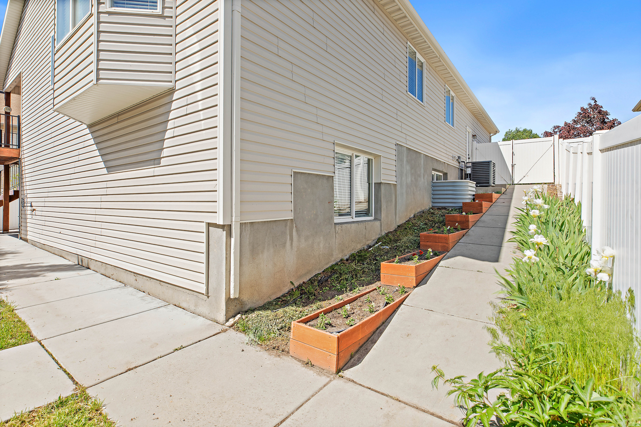 5763 S STONE BLUFF WAY