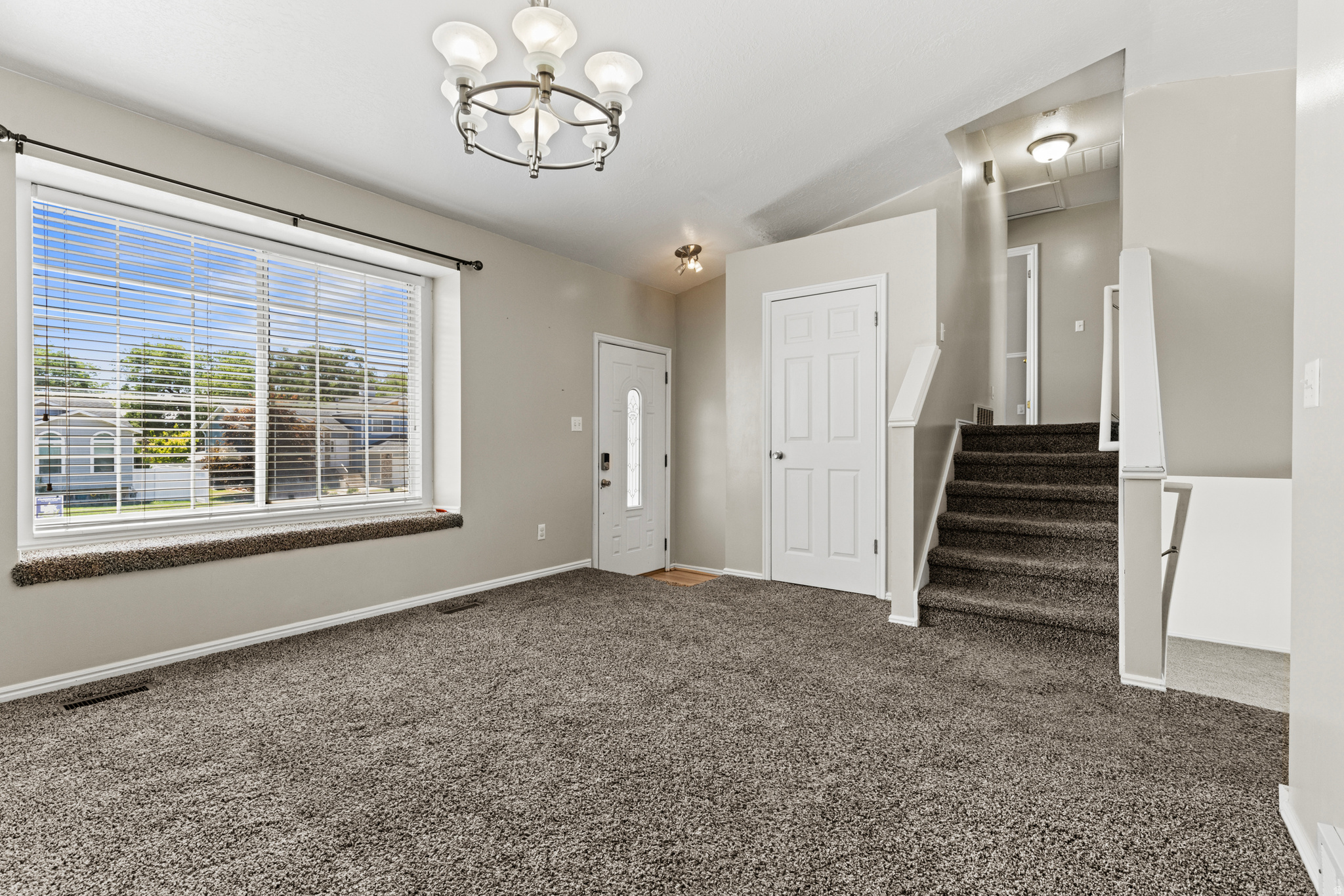 4062 W 5950 S