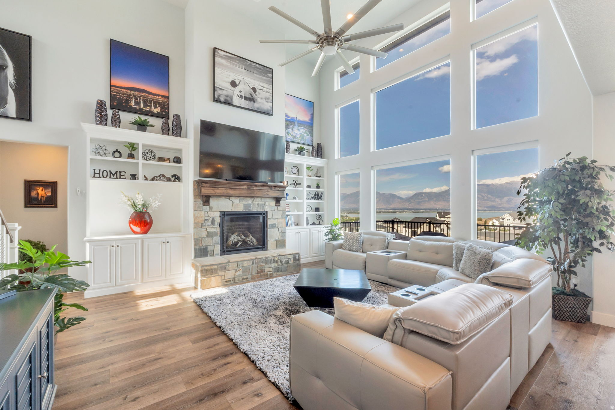 1572 S SAGE VIEW CT