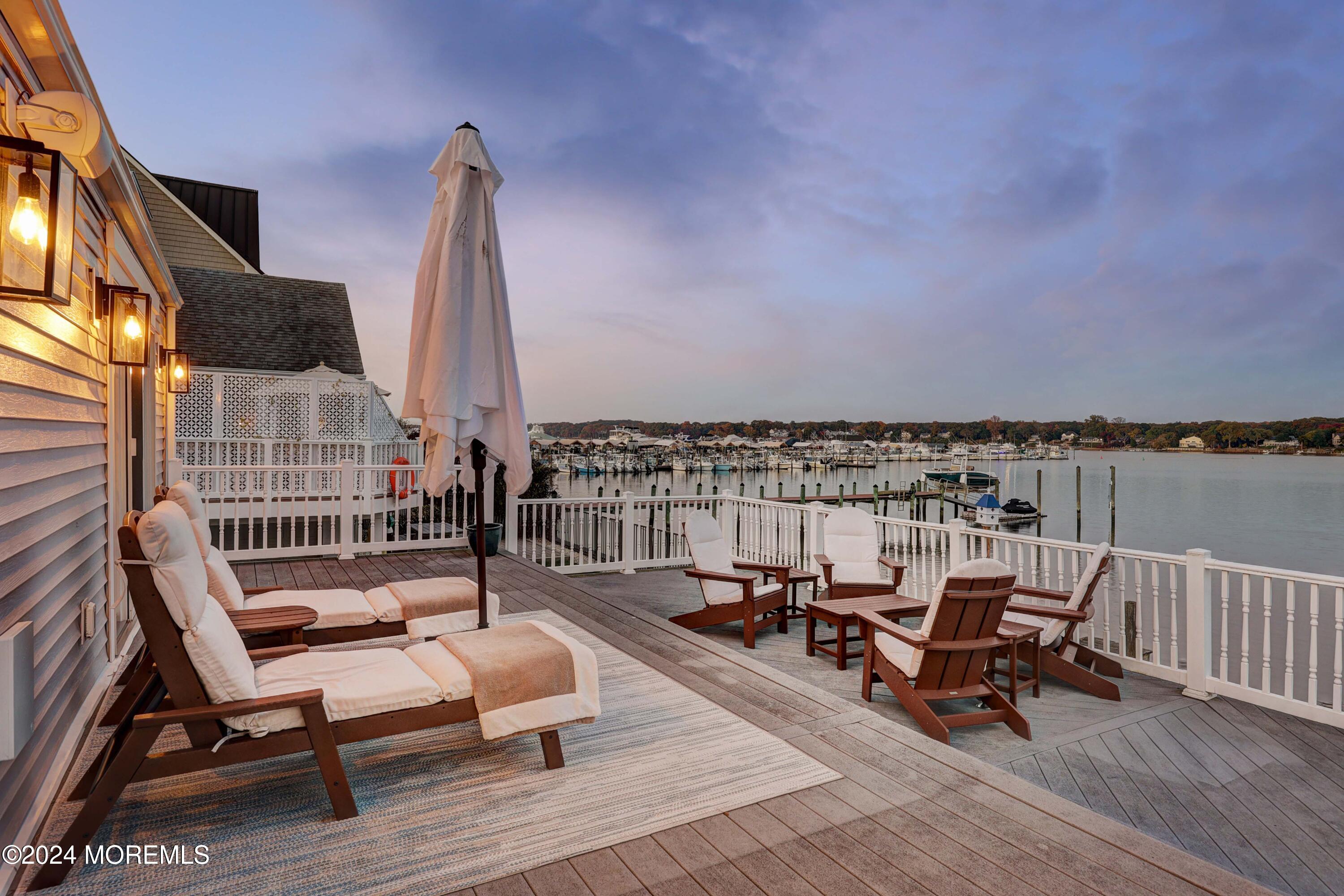 201 Riverside Drive N