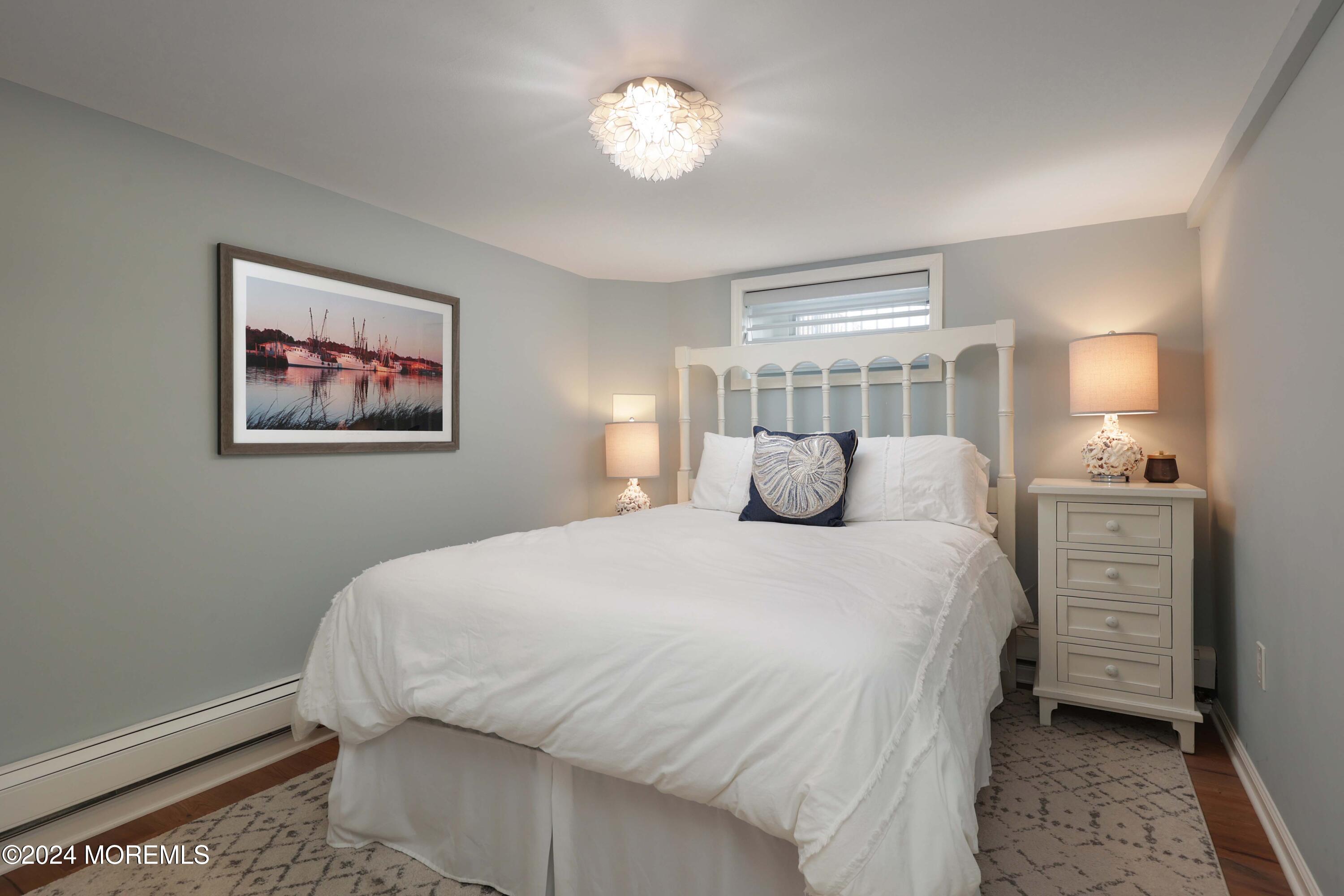 201 Riverside Drive N
