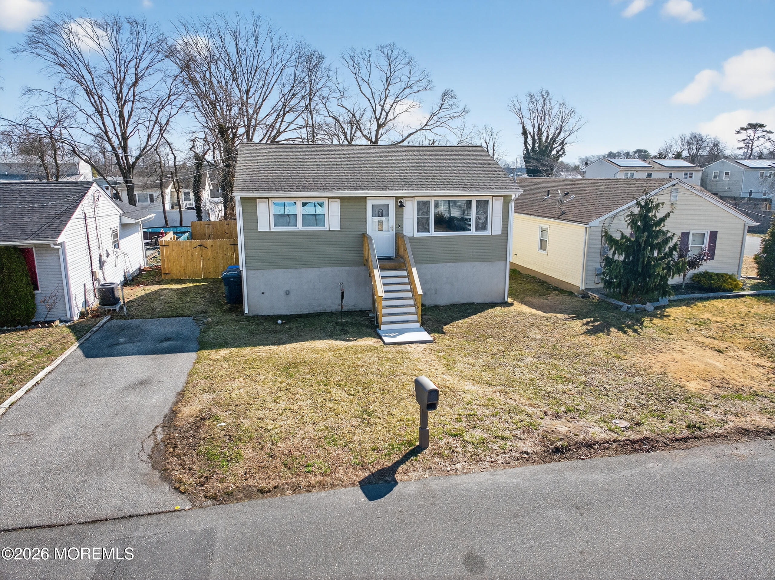 553 Lloyd Road