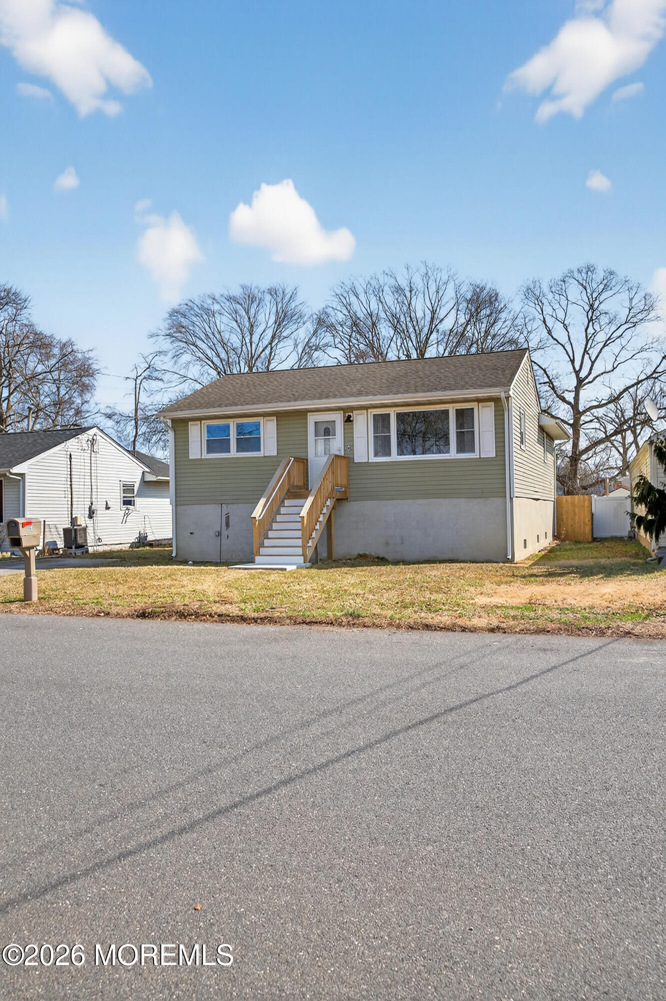 553 Lloyd Road