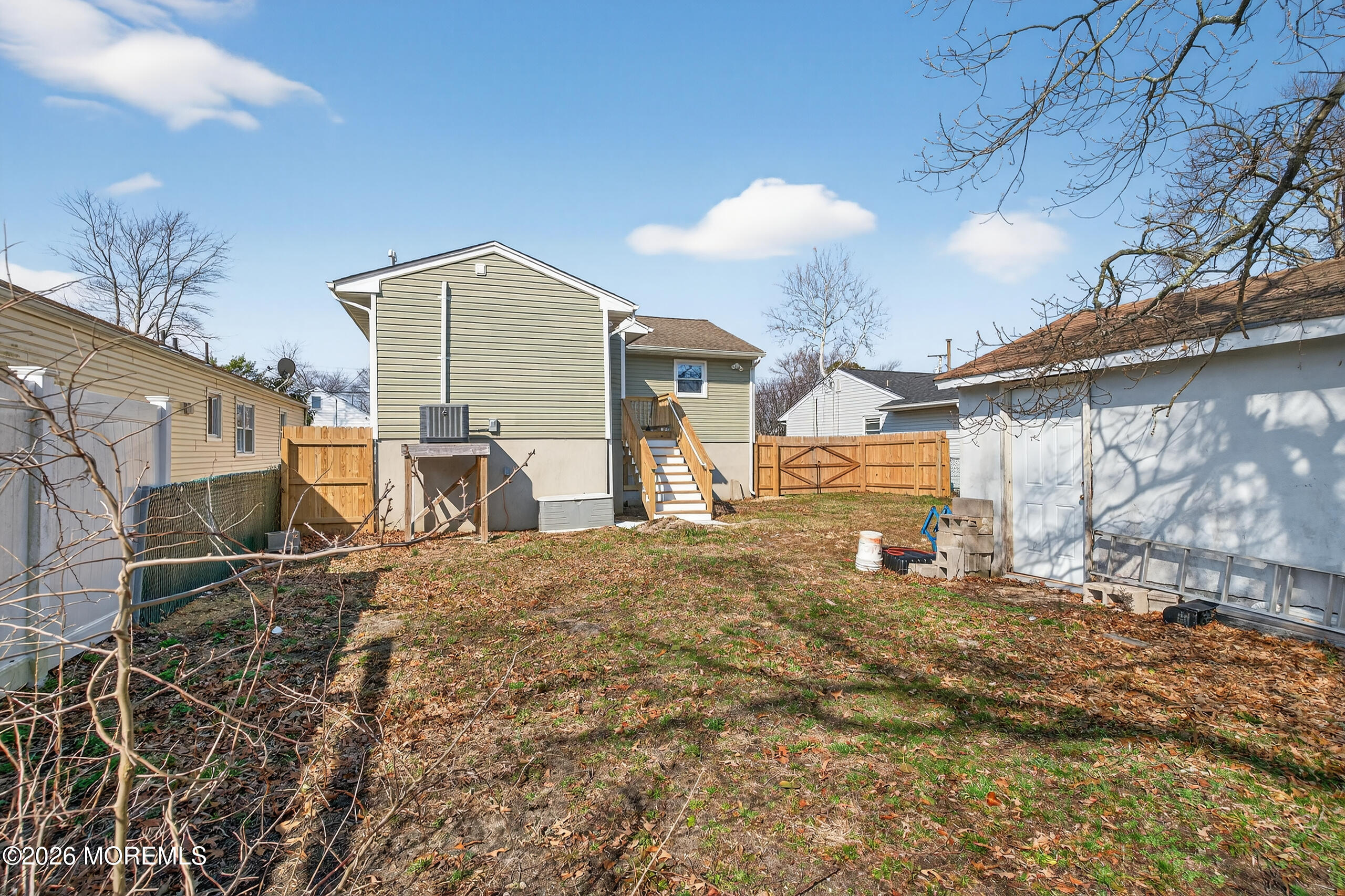 553 Lloyd Road