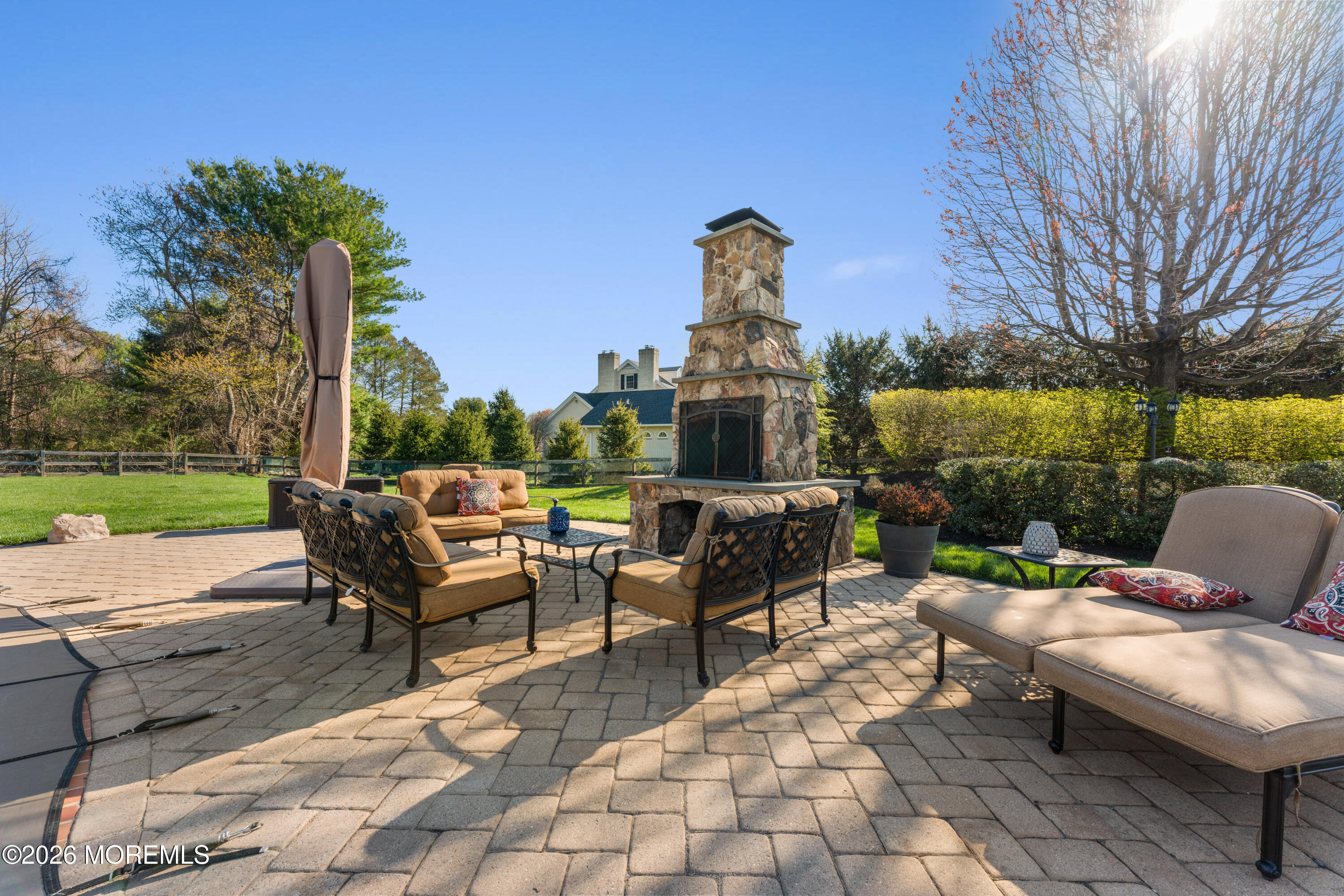 6 Goose Point Drive