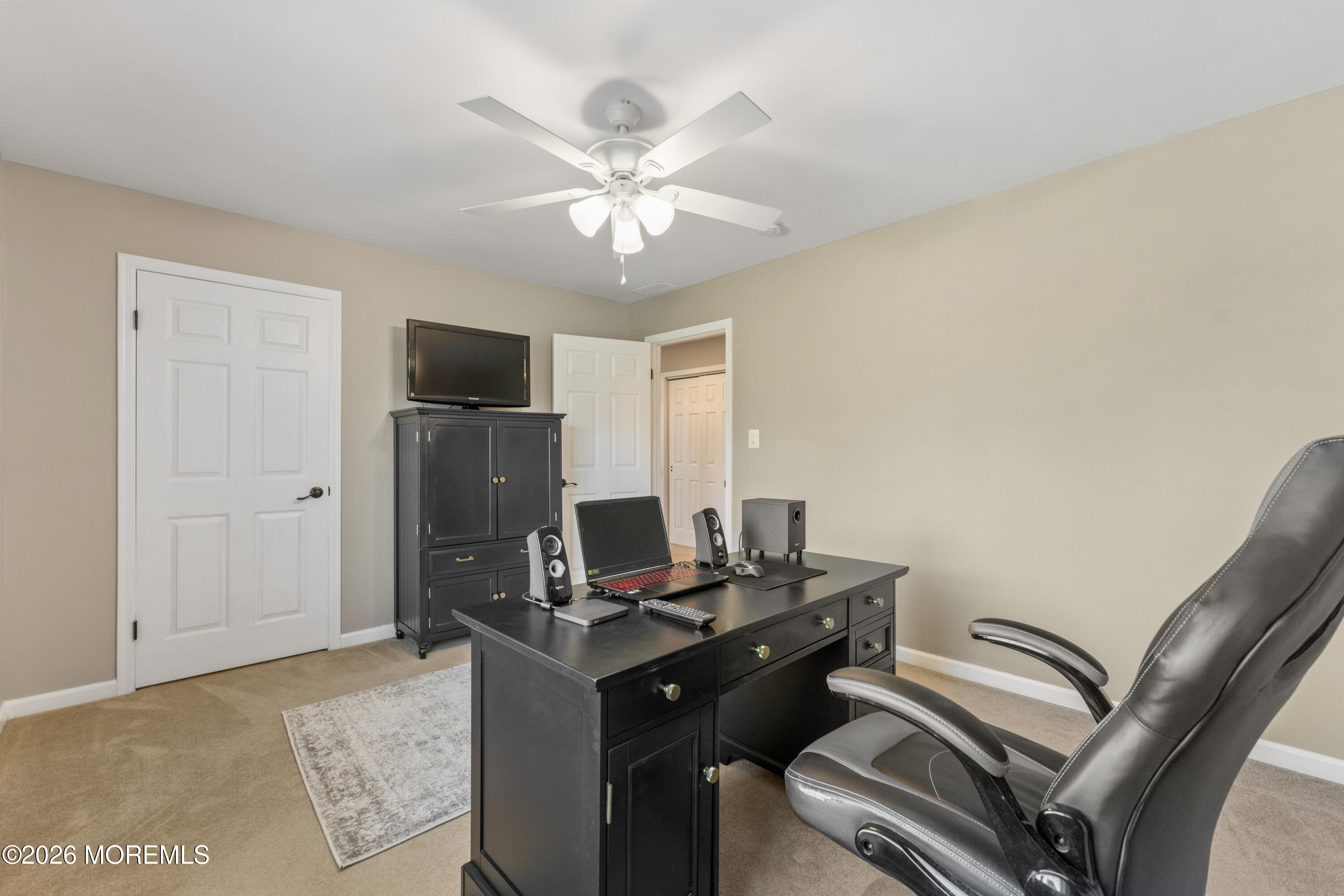 6 Goose Point Drive