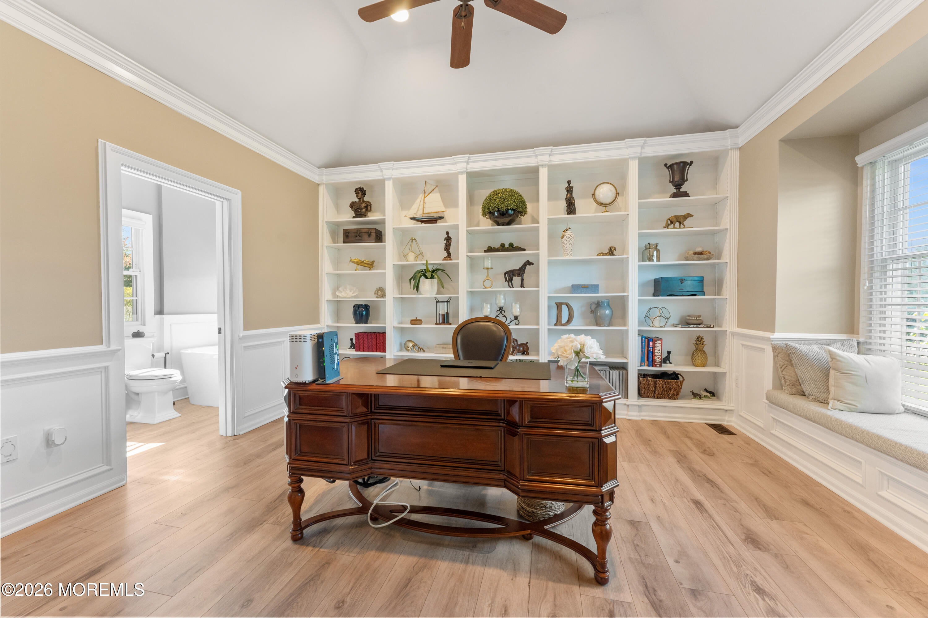 6 Goose Point Drive
