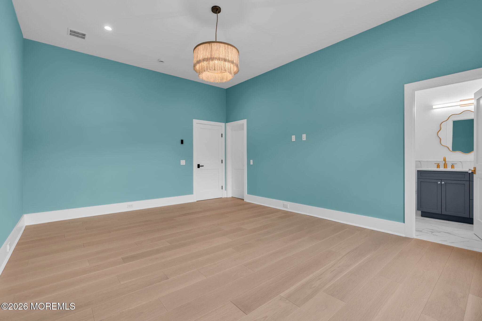 2130 Shadow Lane