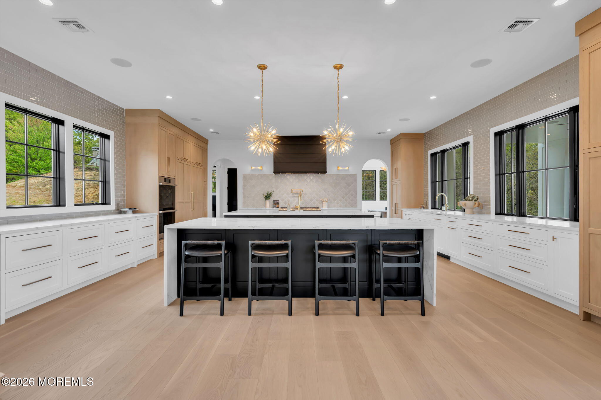 2130 Shadow Lane