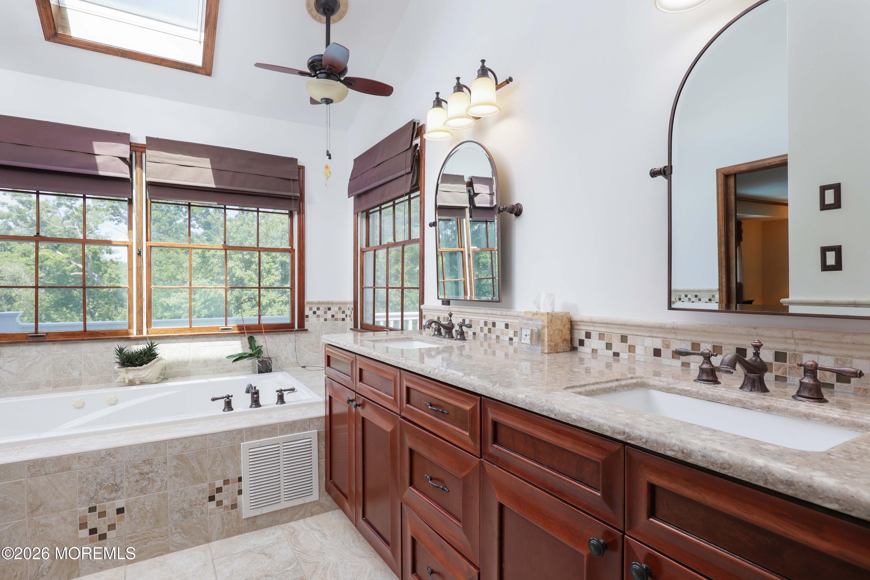 1908 Shadowbrook Drive