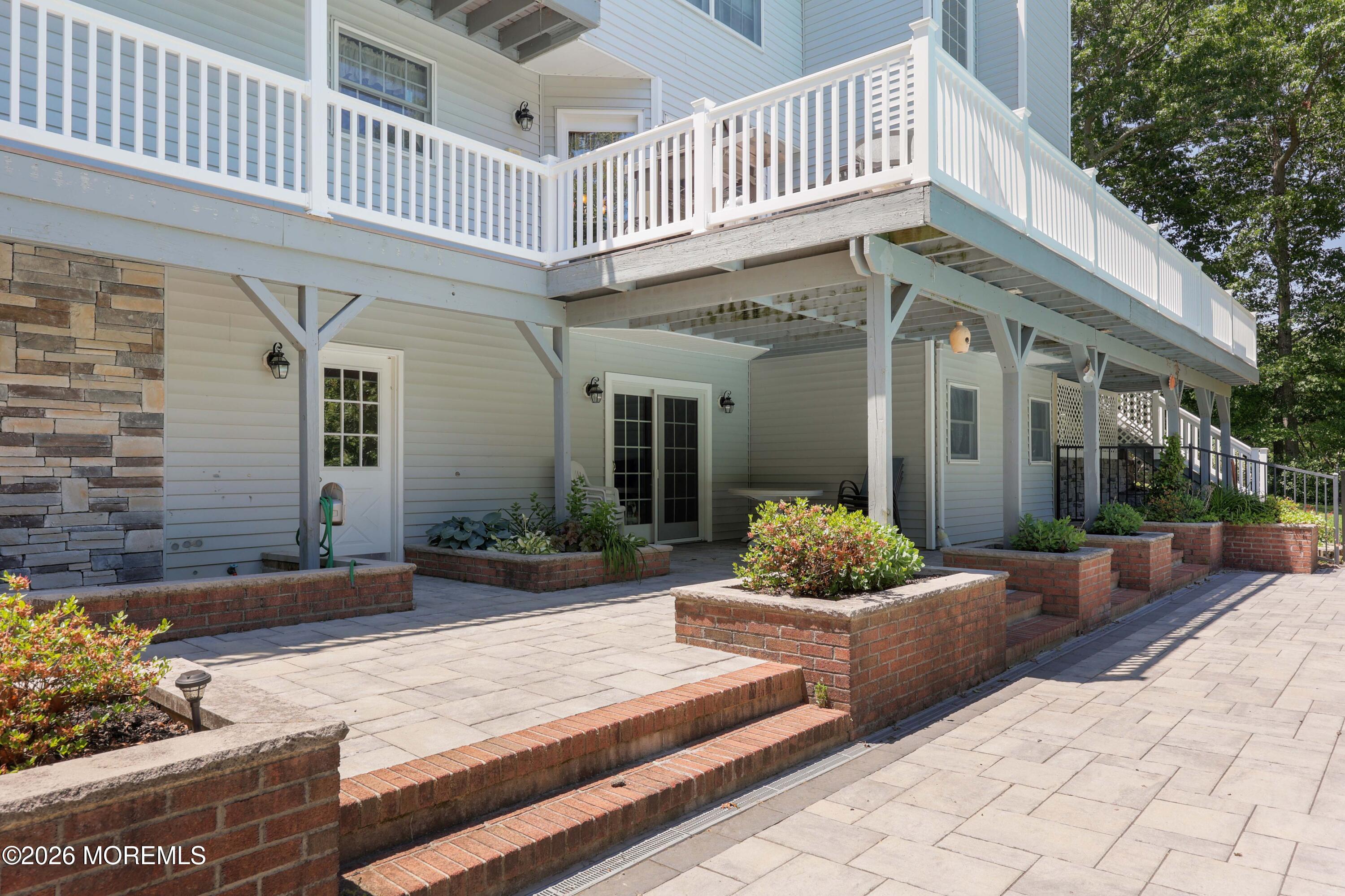 1908 Shadowbrook Drive