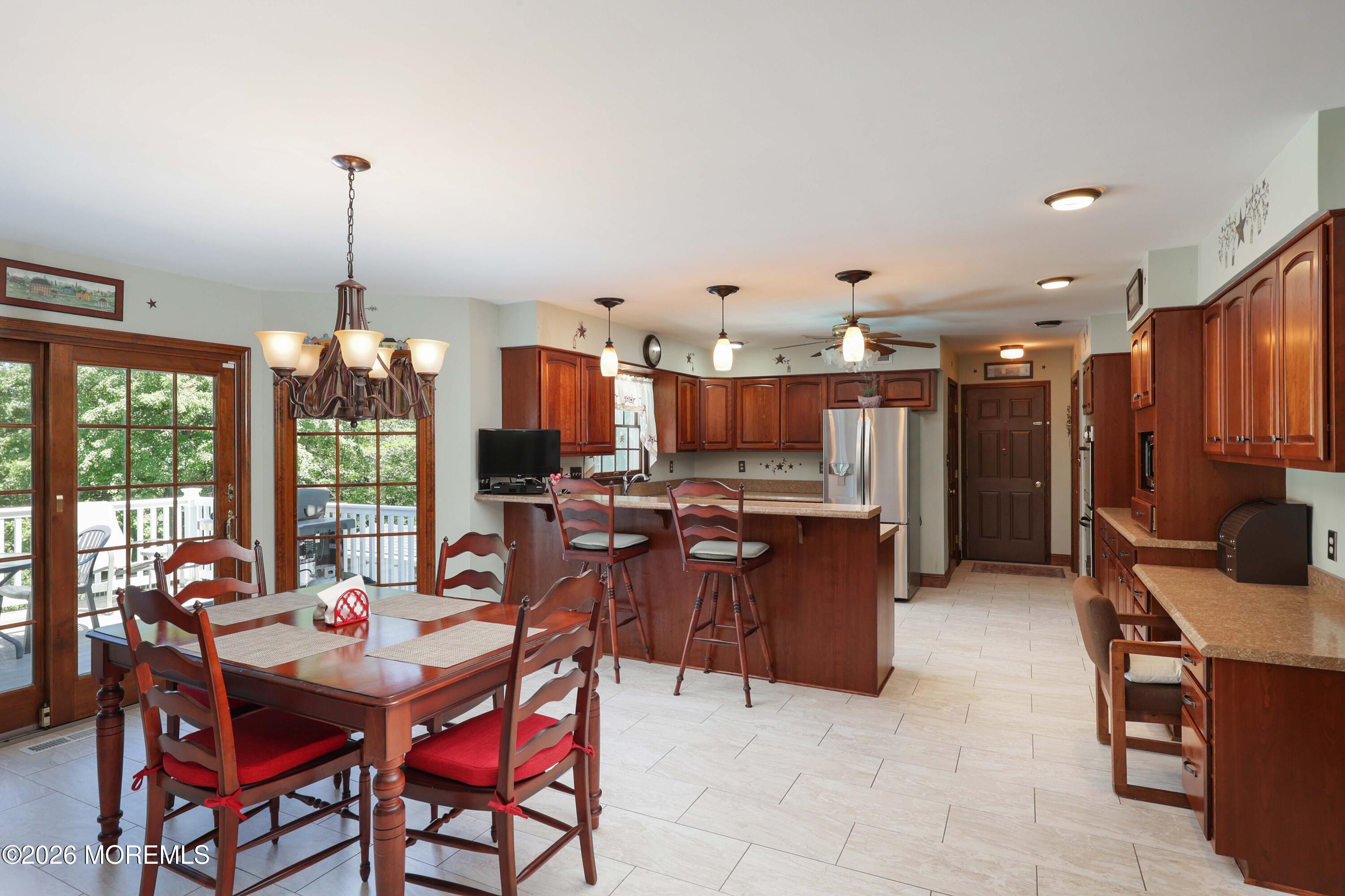 1908 Shadowbrook Drive