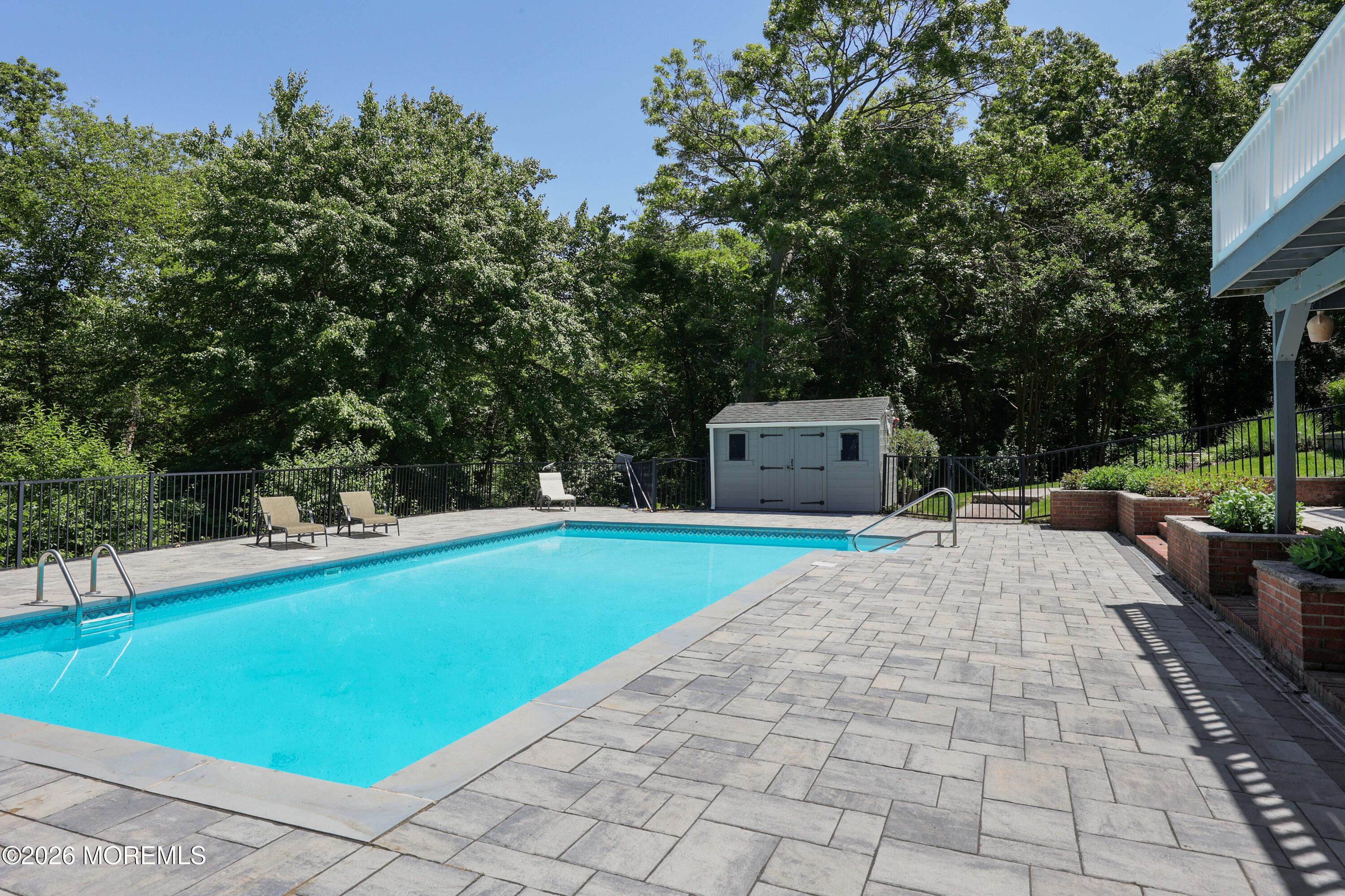 1908 Shadowbrook Drive