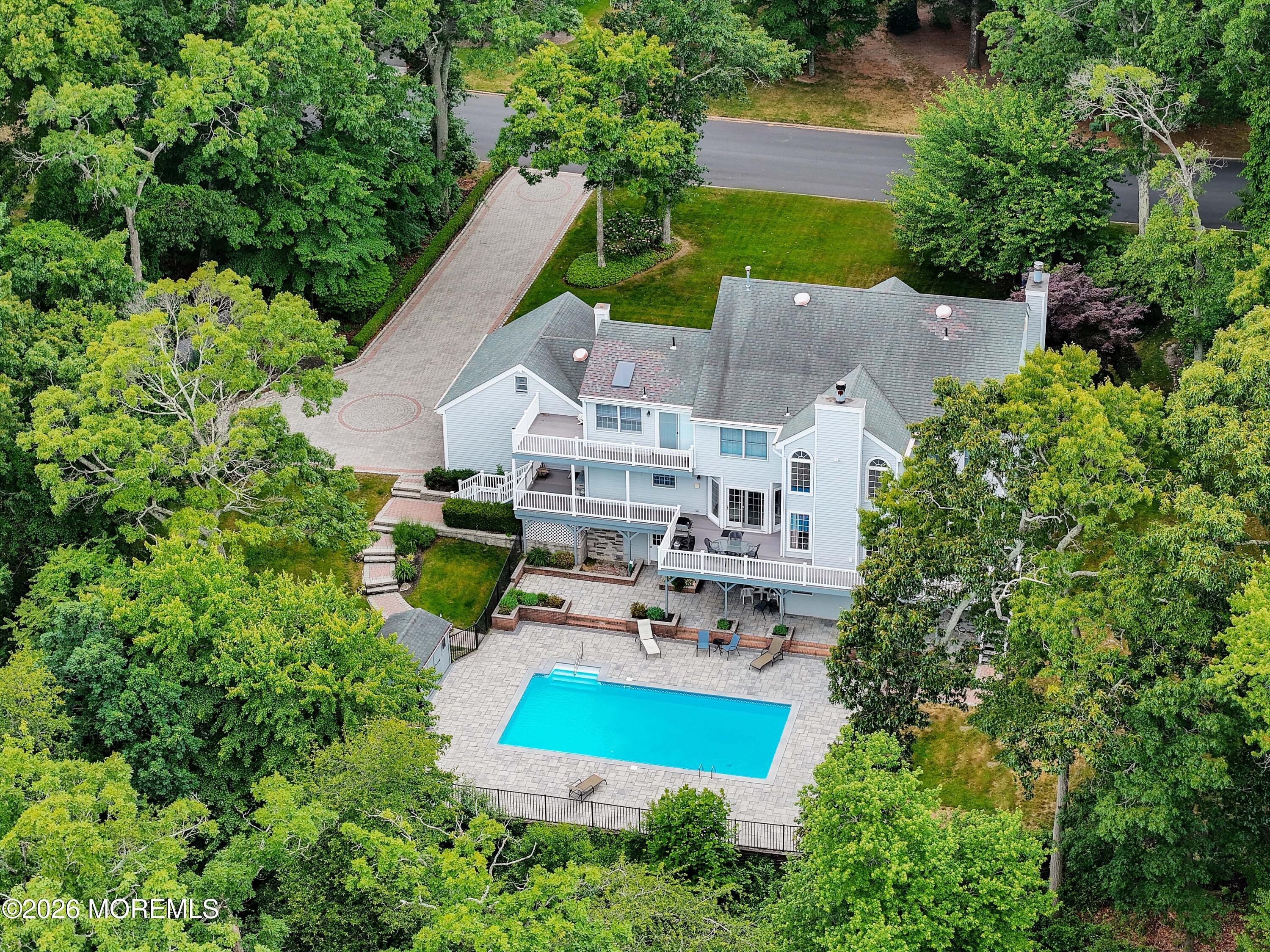 1908 Shadowbrook Drive
