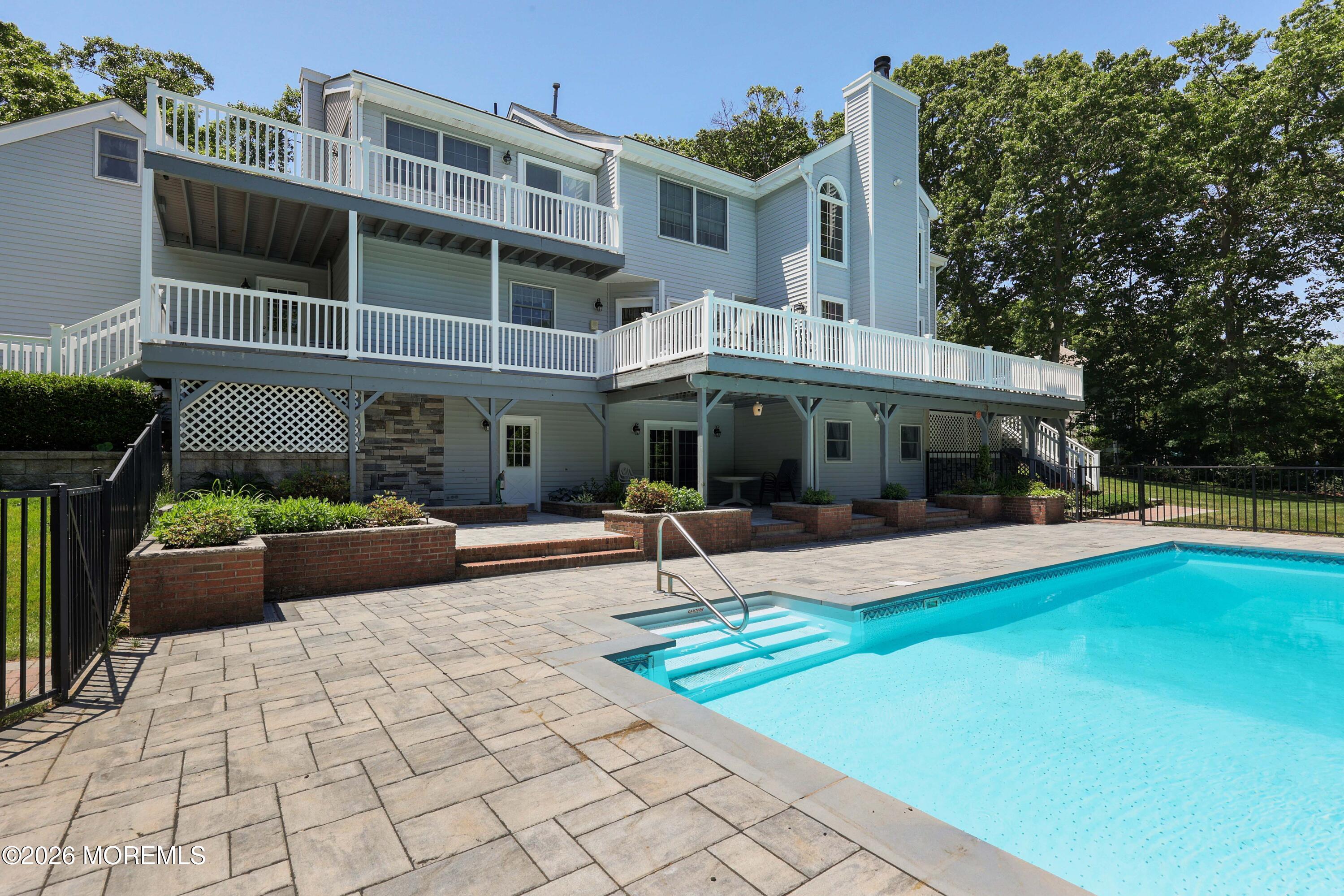 1908 Shadowbrook Drive