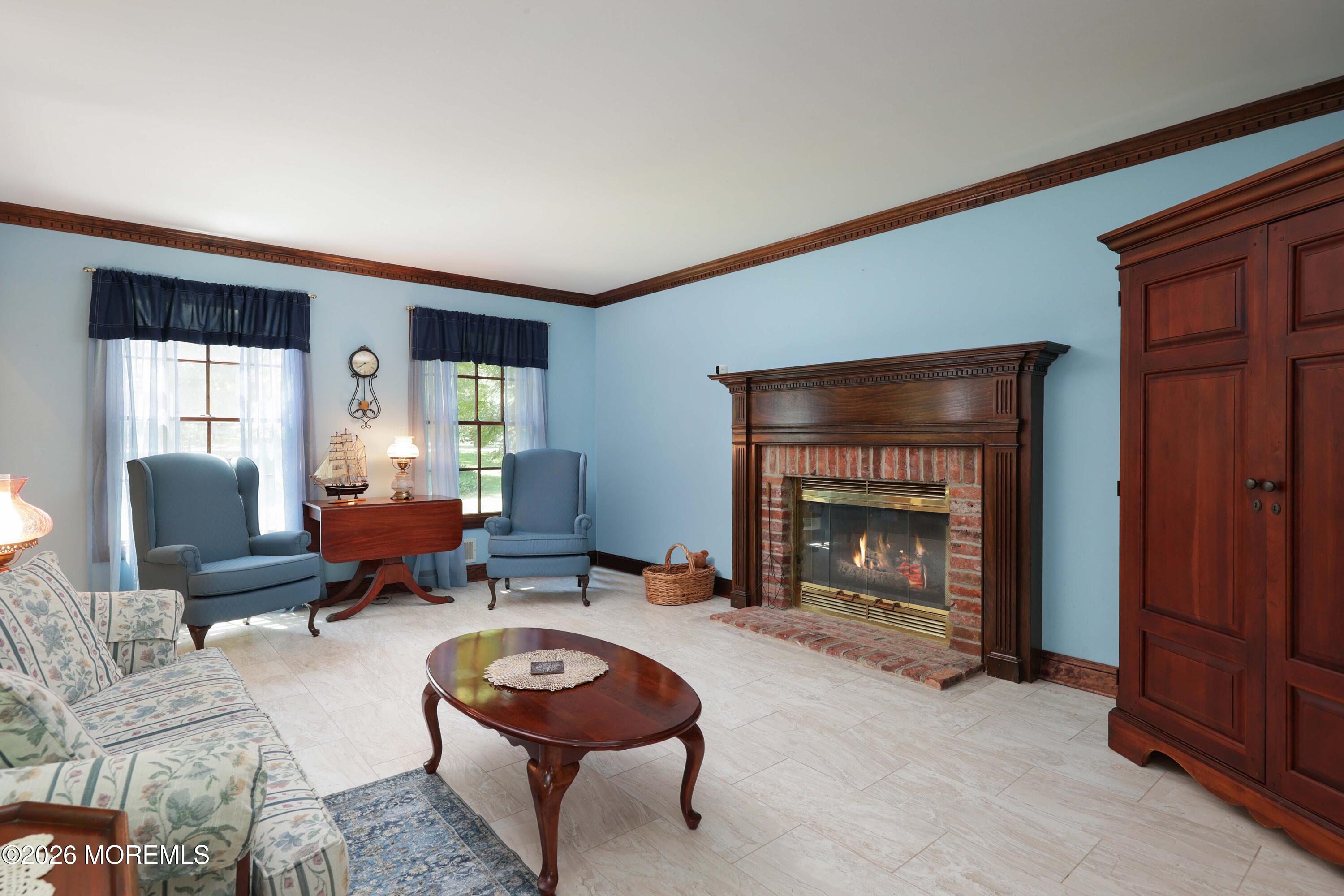 1908 Shadowbrook Drive