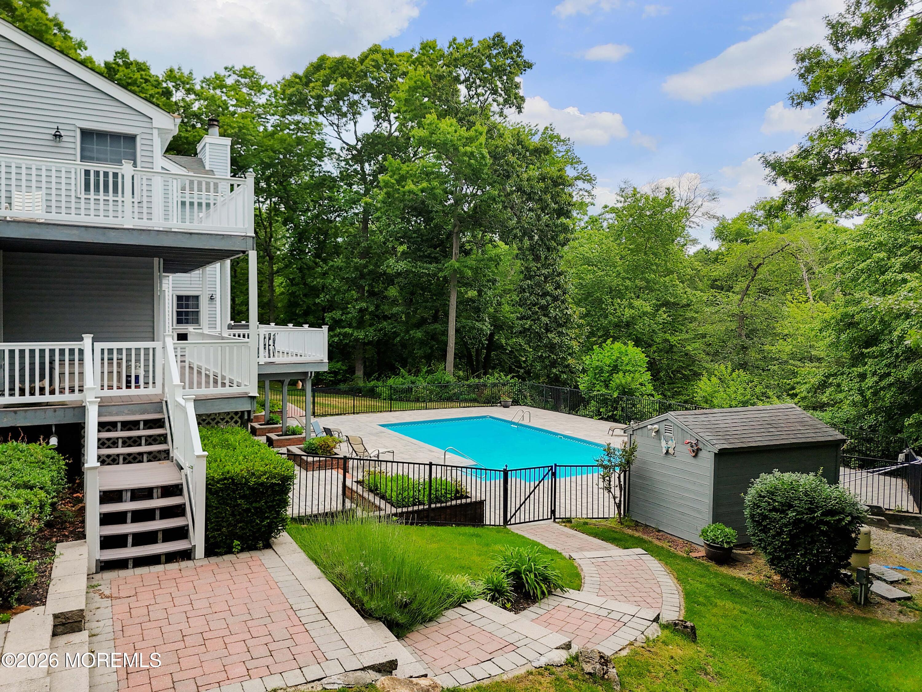 1908 Shadowbrook Drive