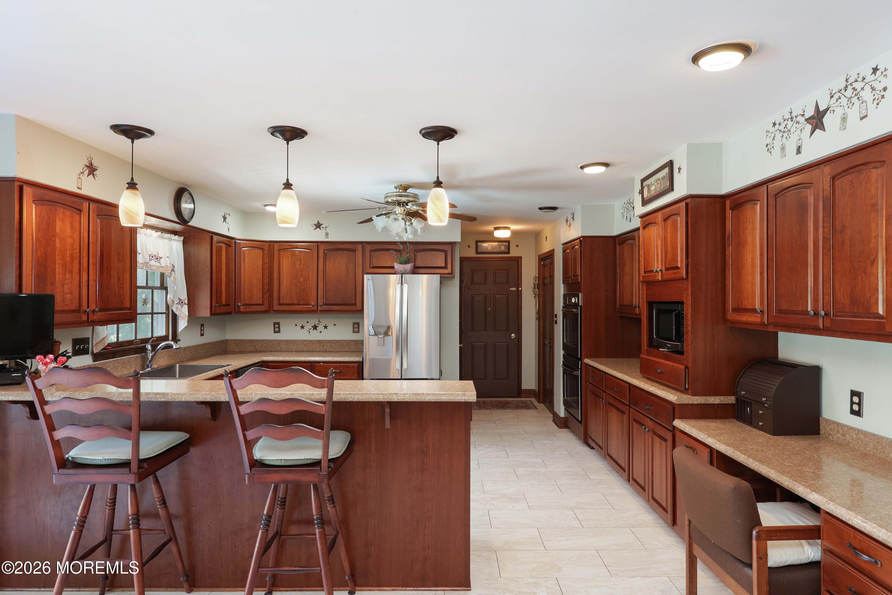 1908 Shadowbrook Drive