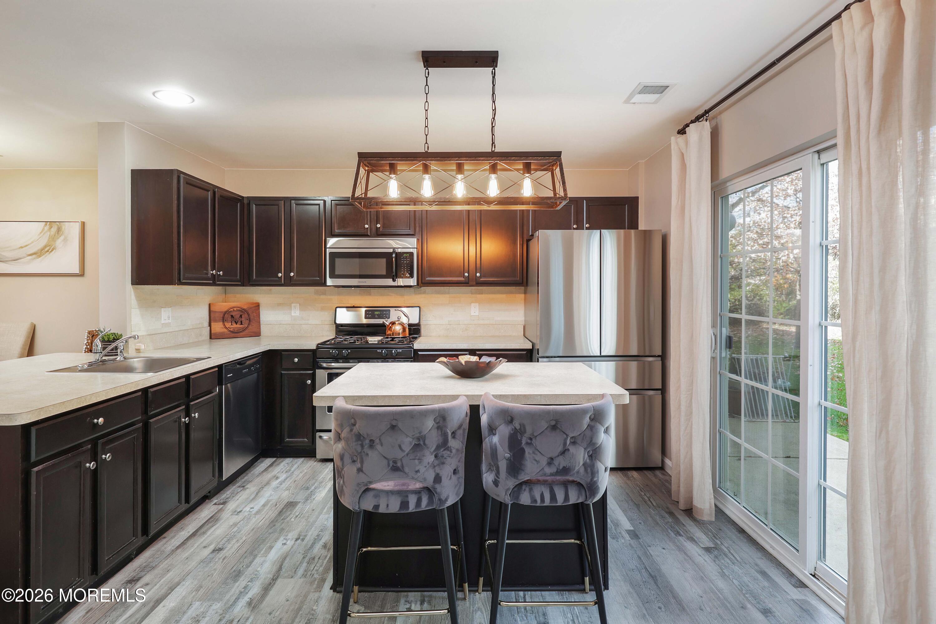 207 Harvest Way