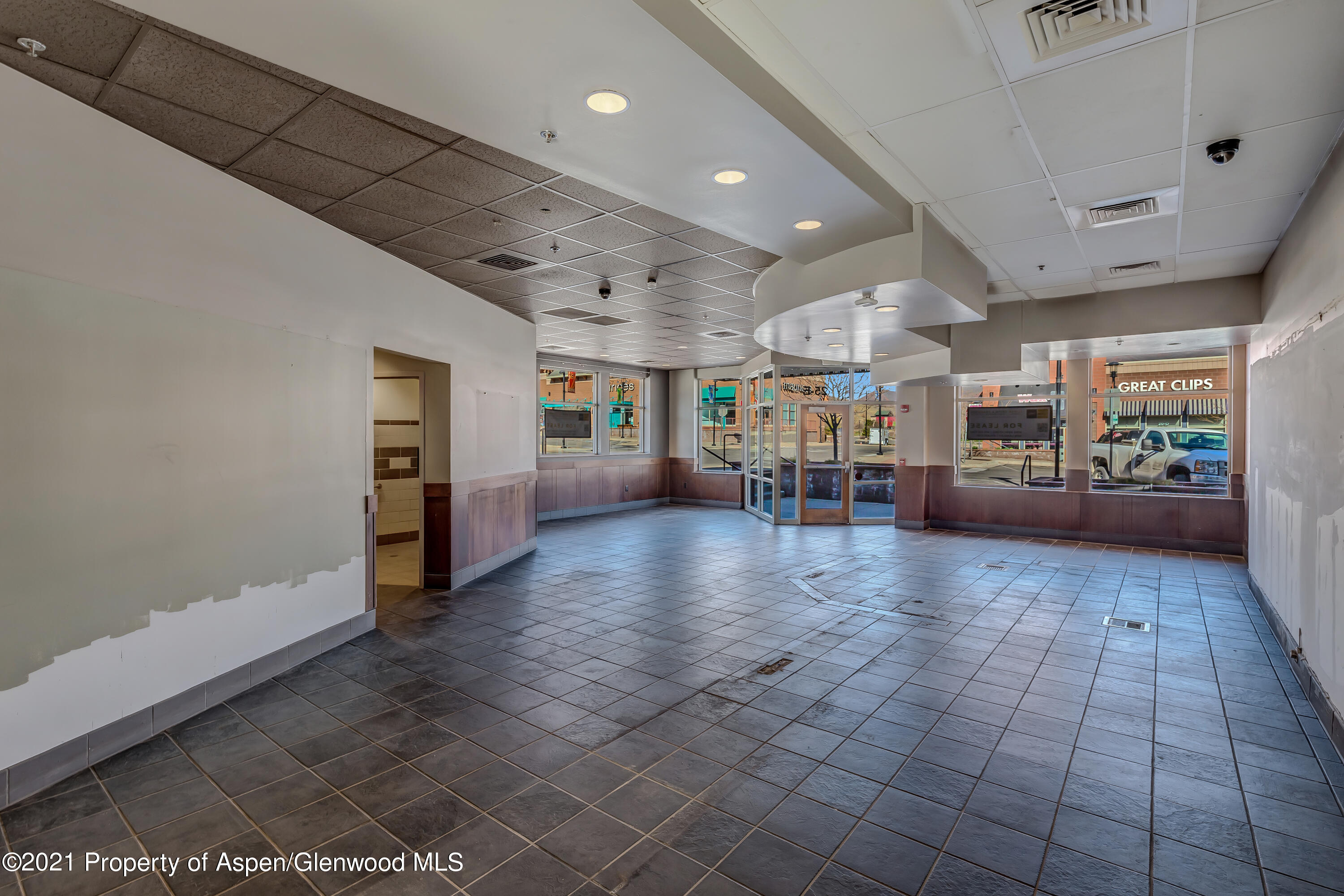 35 Market Street, Unit 25-E
