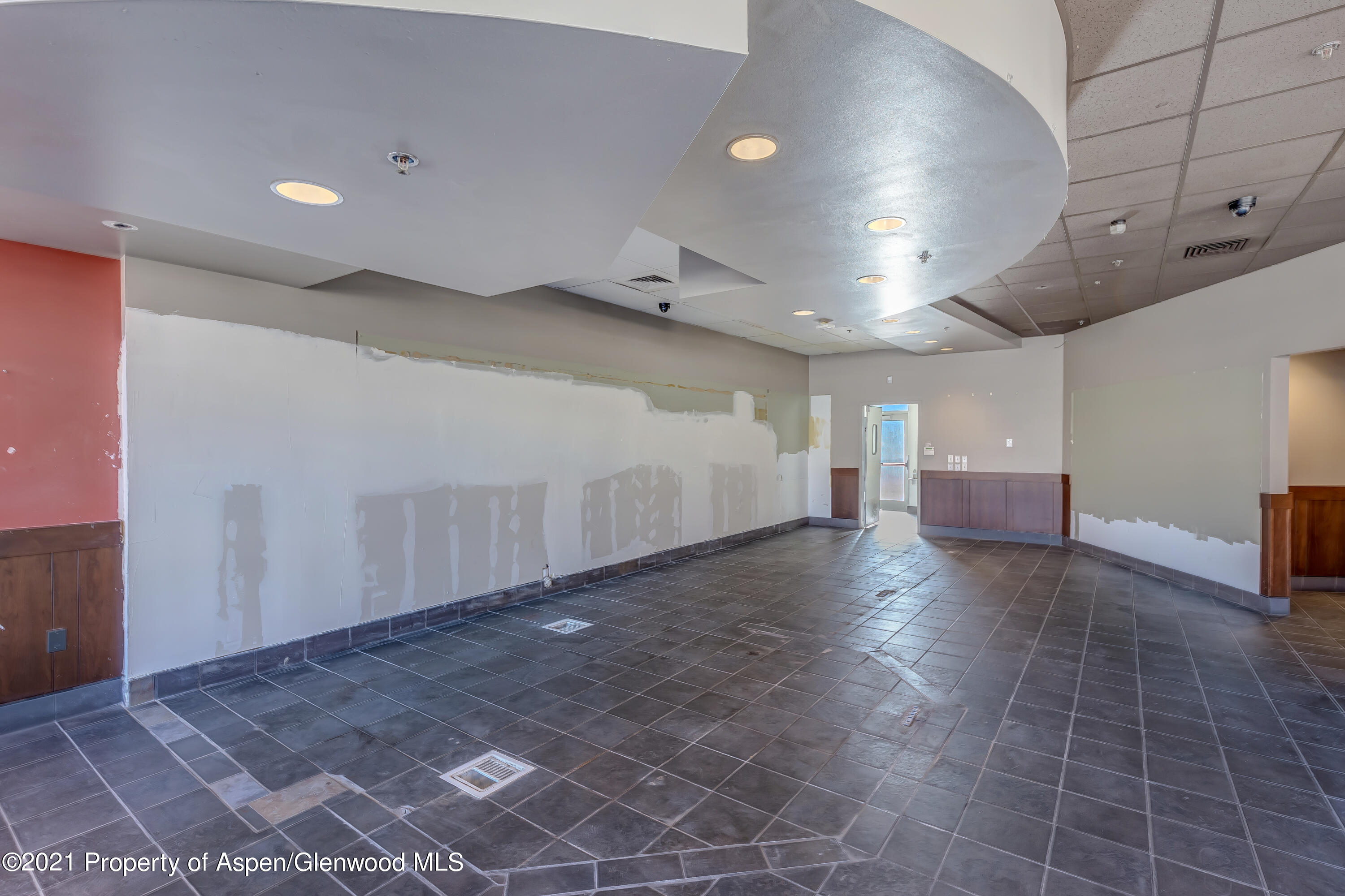 35 Market Street, Unit 25-E
