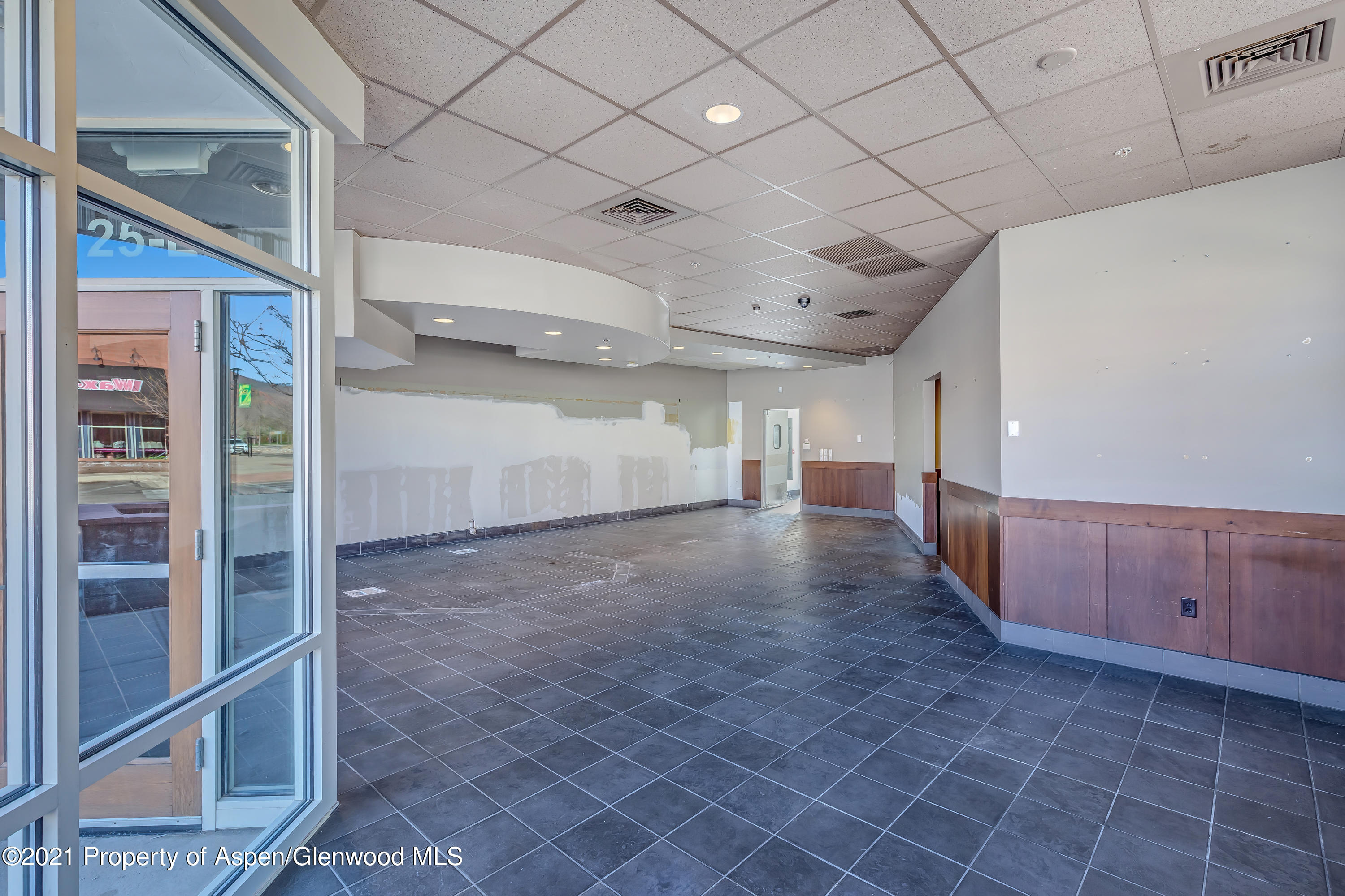 35 Market Street, Unit 25-E