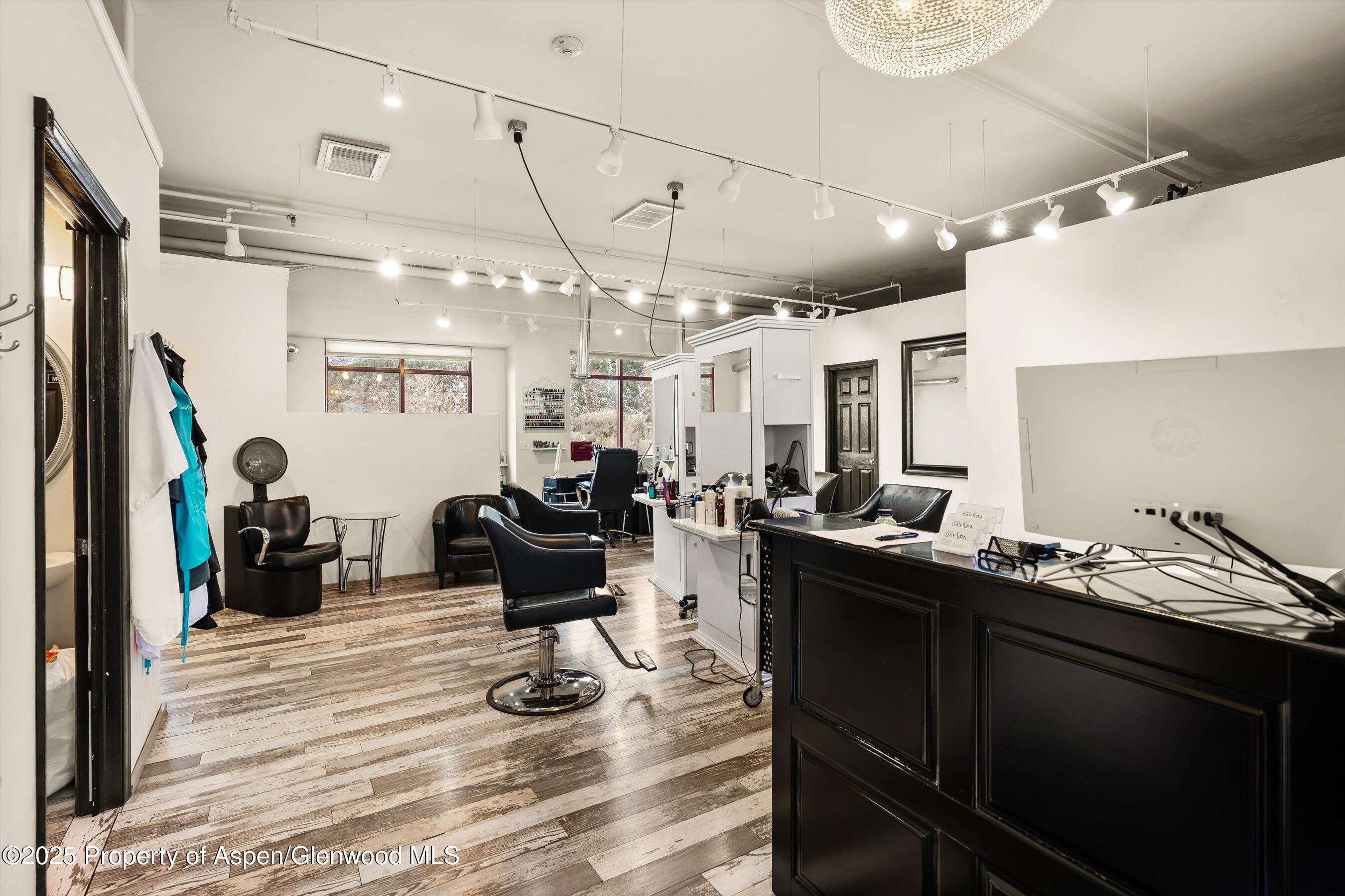 2550 Hwy 82, A212