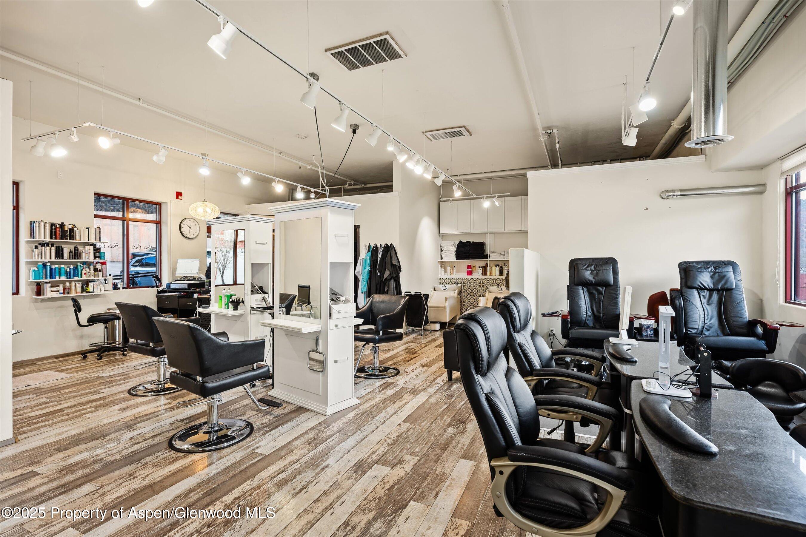 2550 Hwy 82, A212