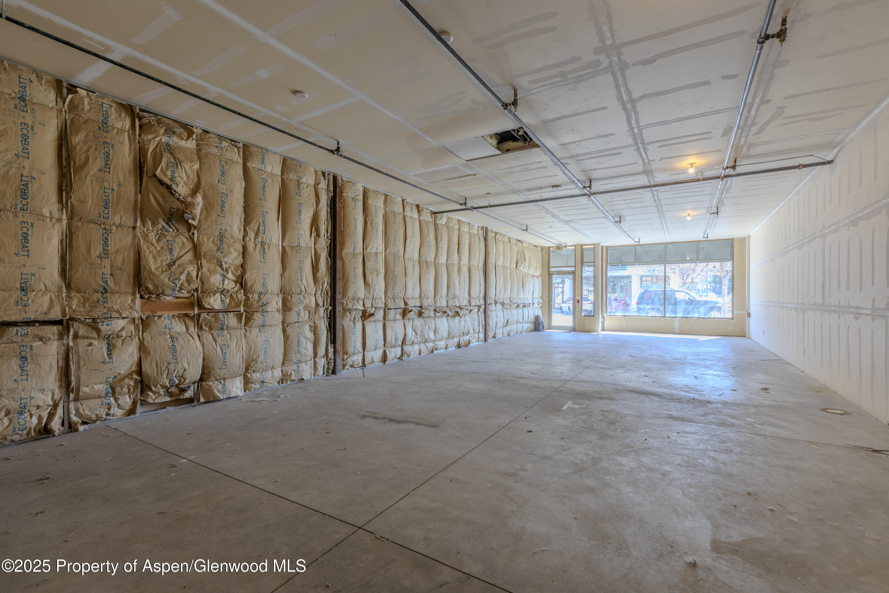 1185 Capitol Street, C103