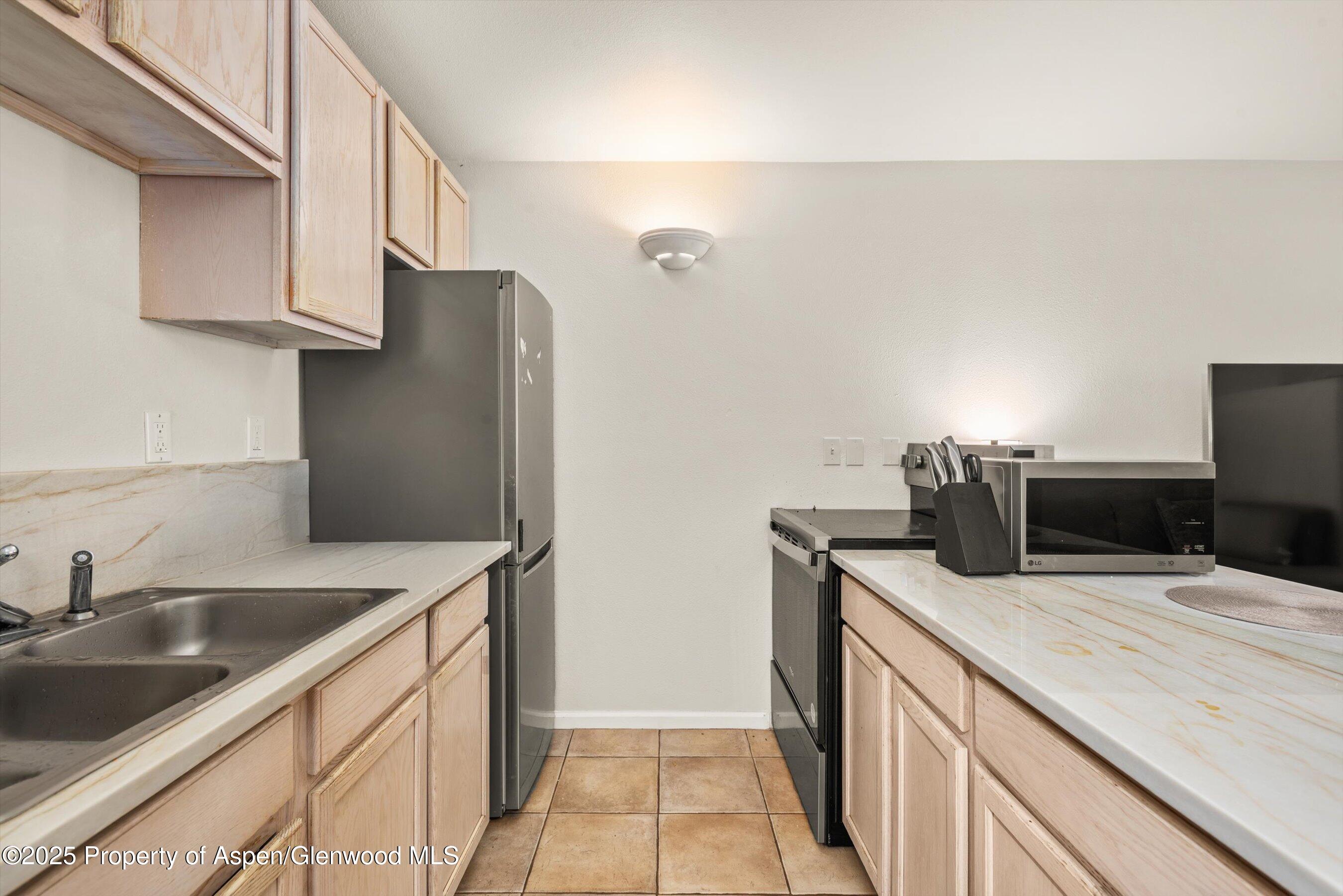 23284 TWO RIVERS Road, Unit 13