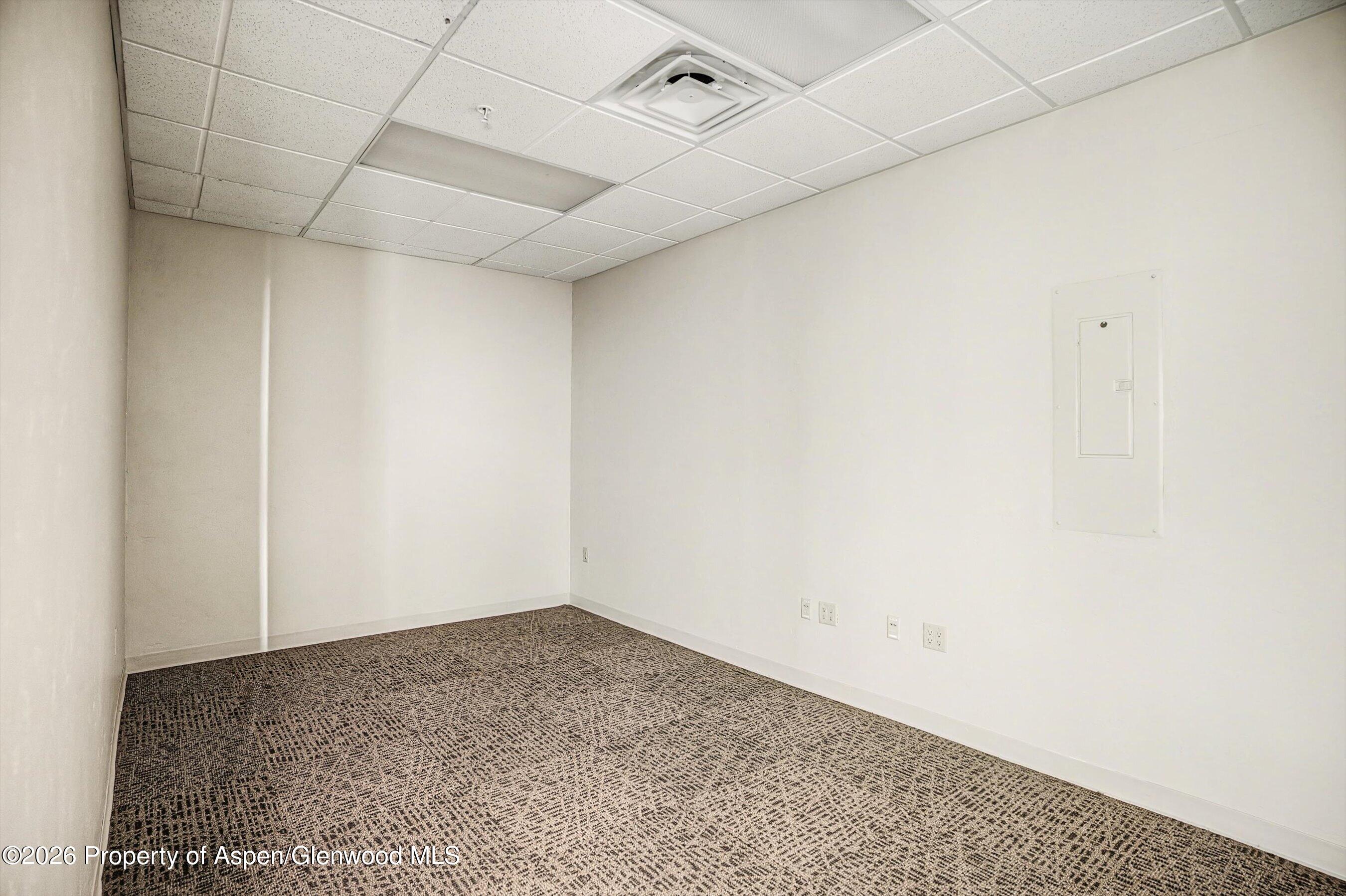 2520 S Grand Avenue 203