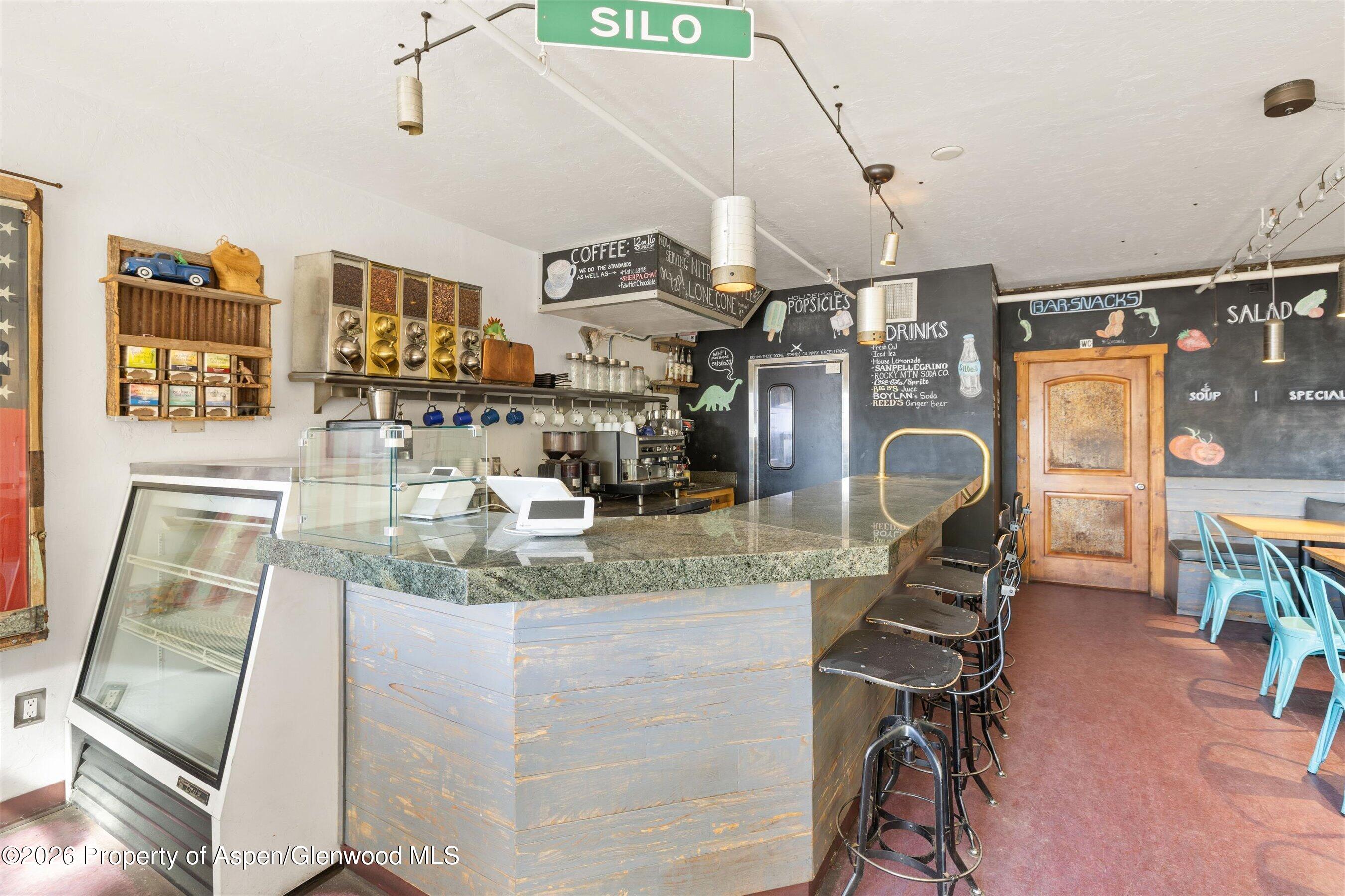 1909 Dolores Way 2