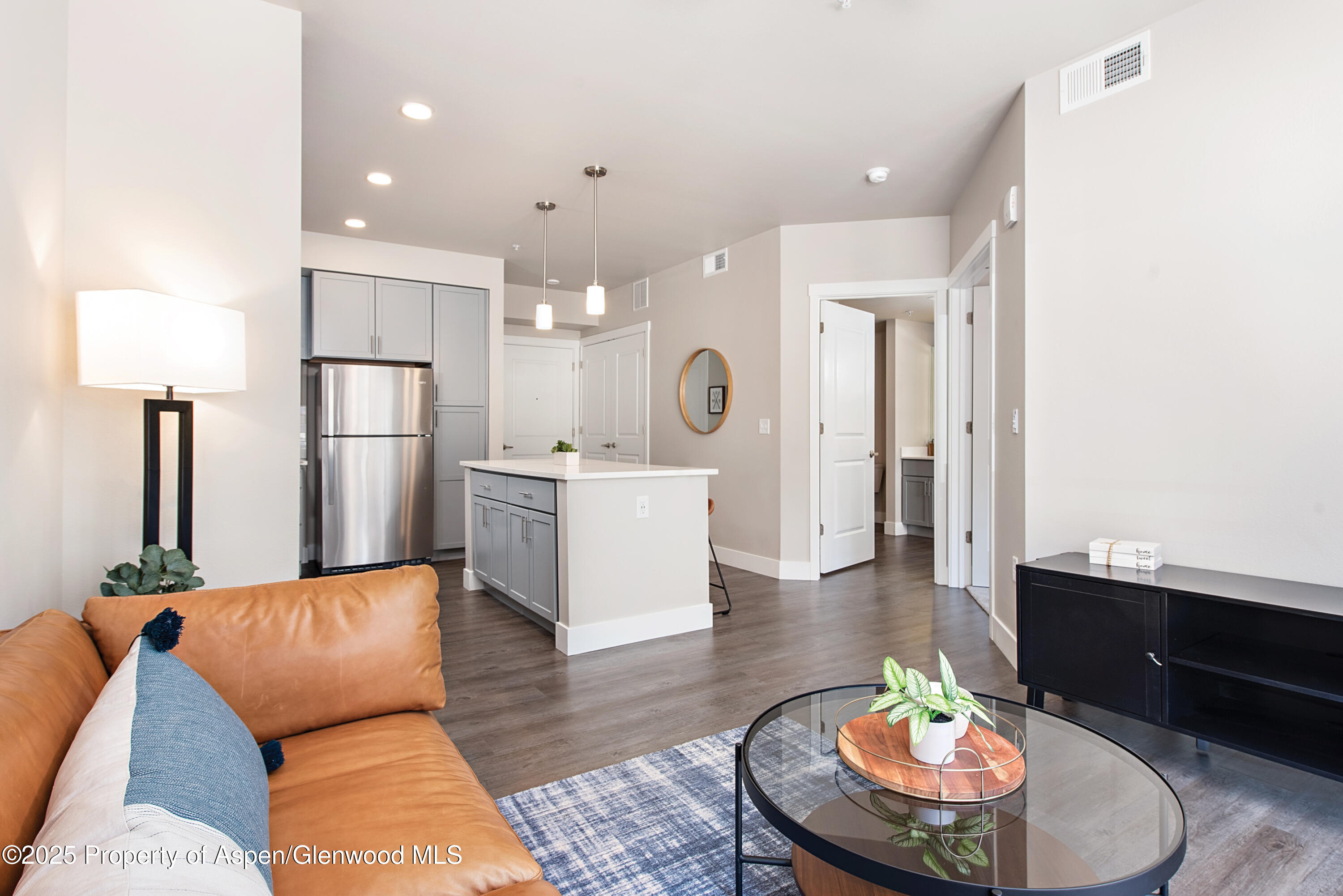 253 Wulfsohn Road 211