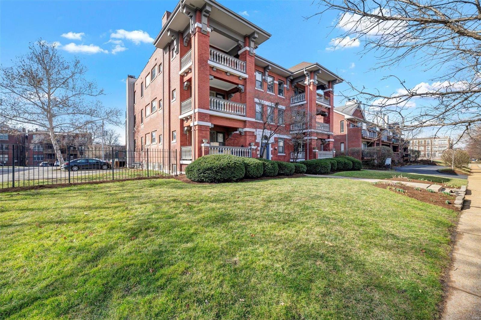 5592 Waterman Boulevard Unit: A2