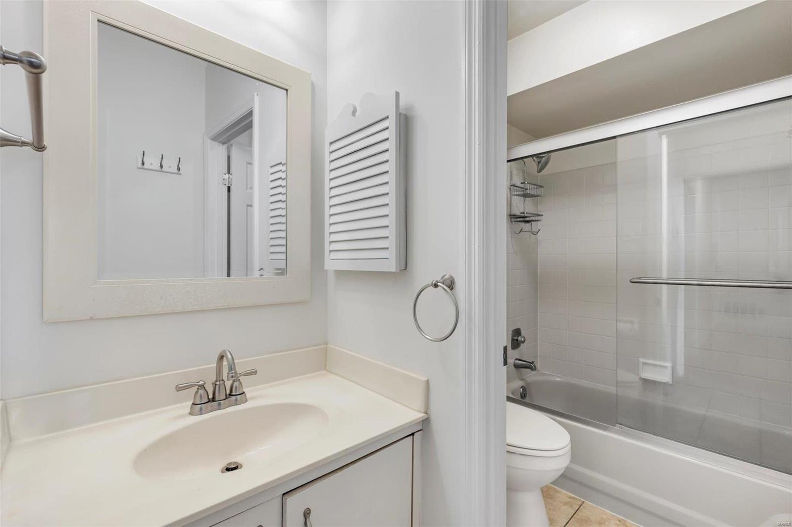 5592 Waterman Boulevard Unit: A2