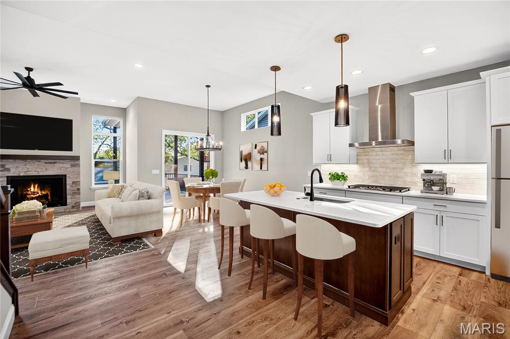 9839 Warson Pointe Drive