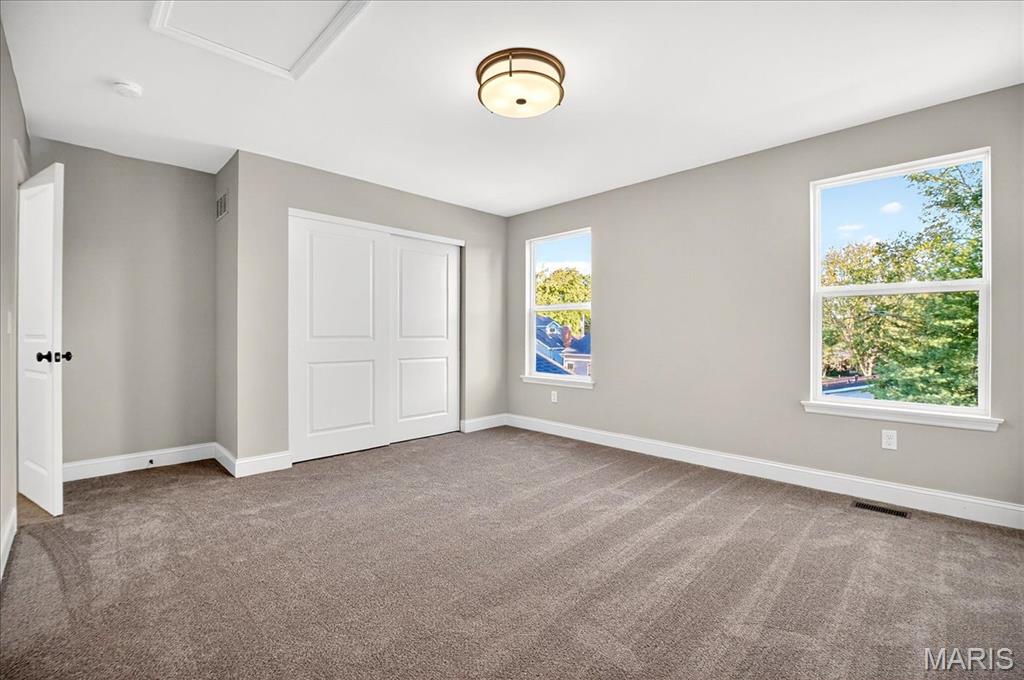 9839 Warson Pointe Drive