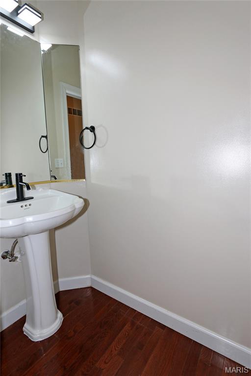 99 Long And Winding Rd. Road