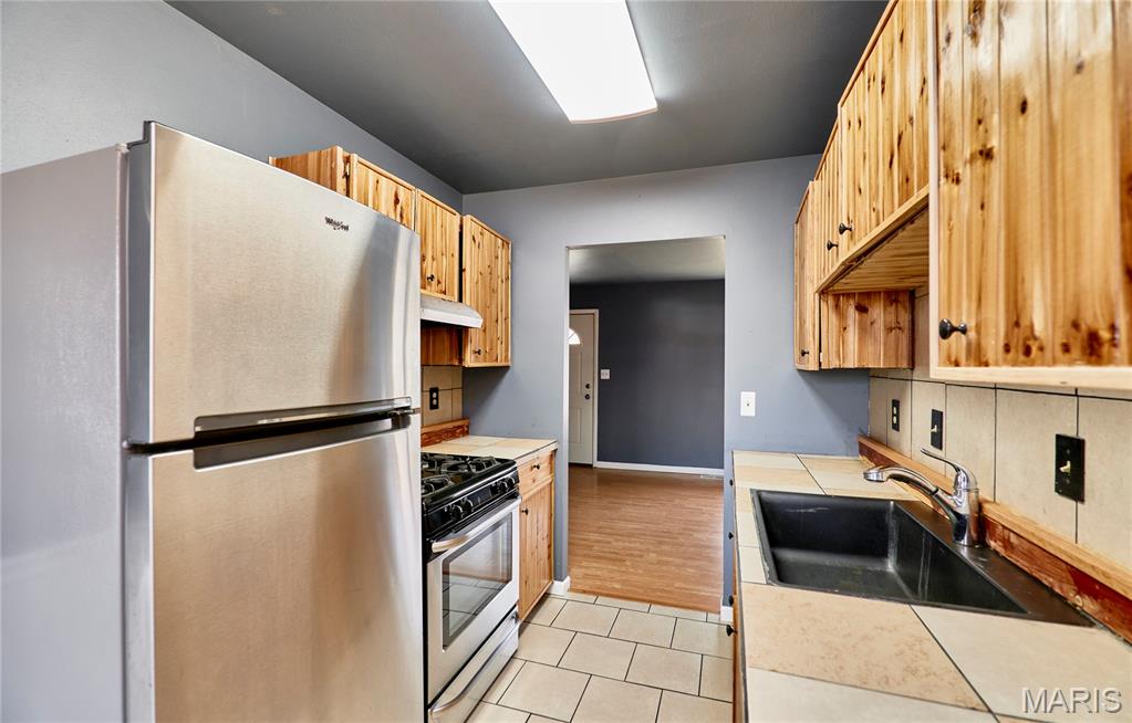 10 Parkdale Lane