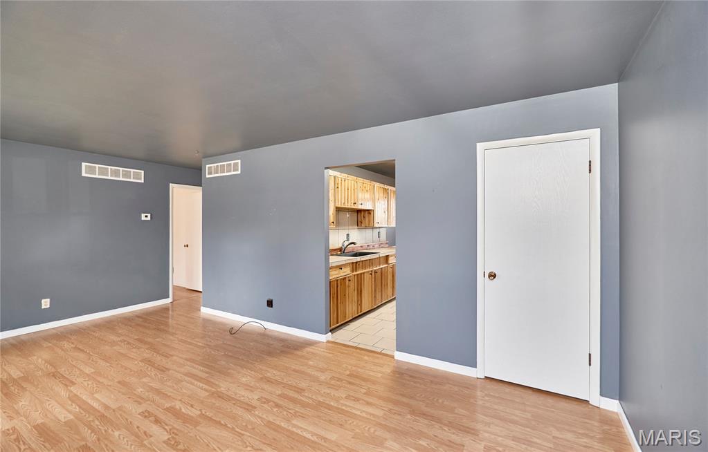10 Parkdale Lane