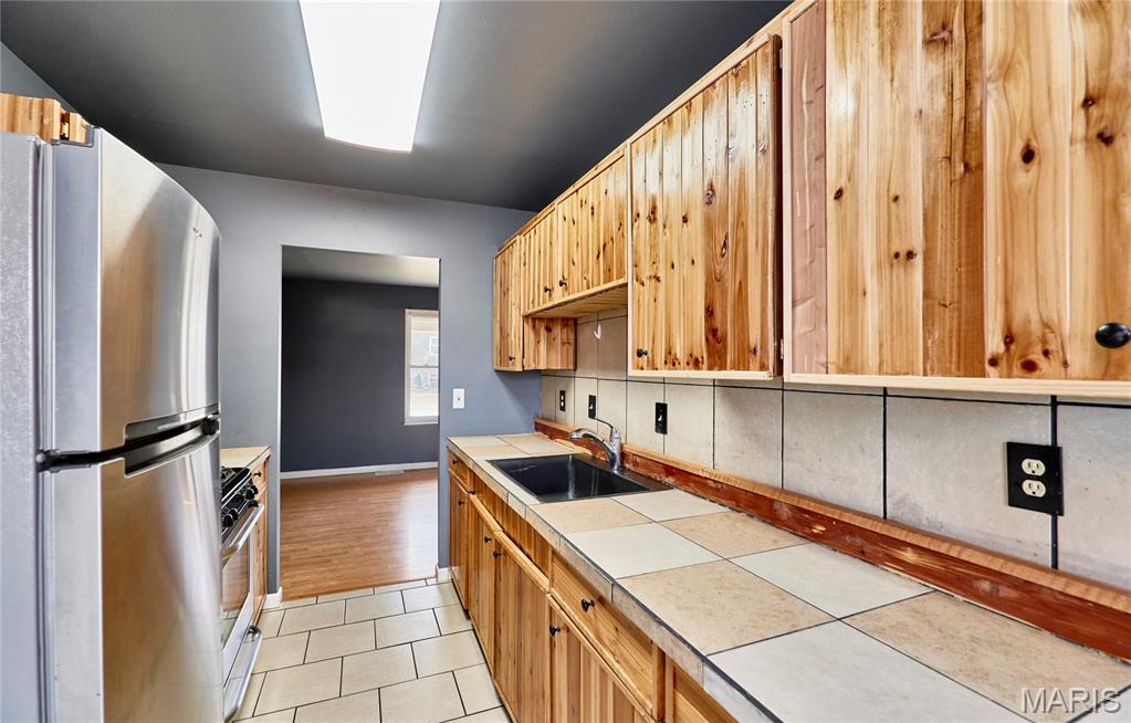 10 Parkdale Lane