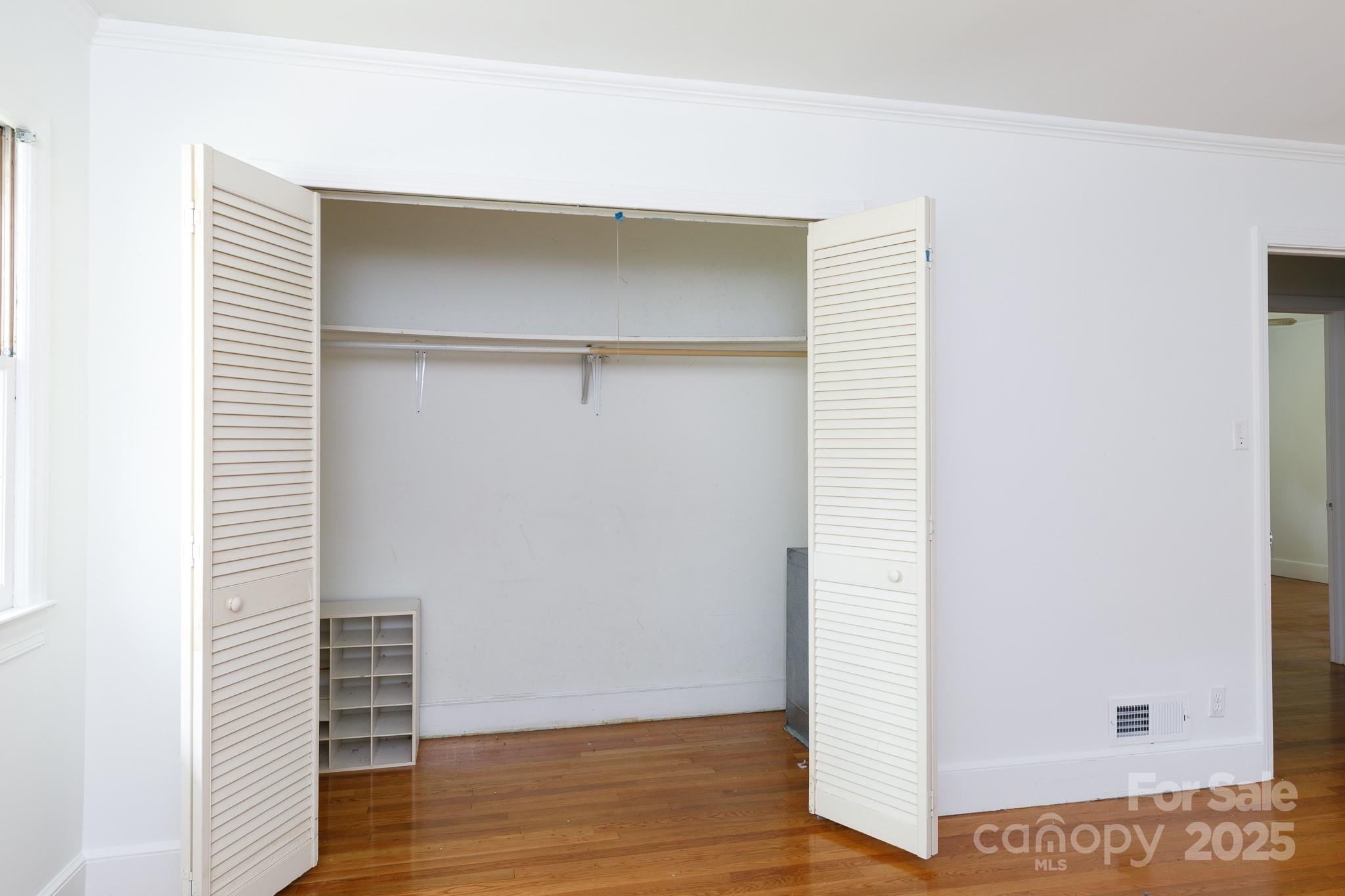 1447 Sullivan Street