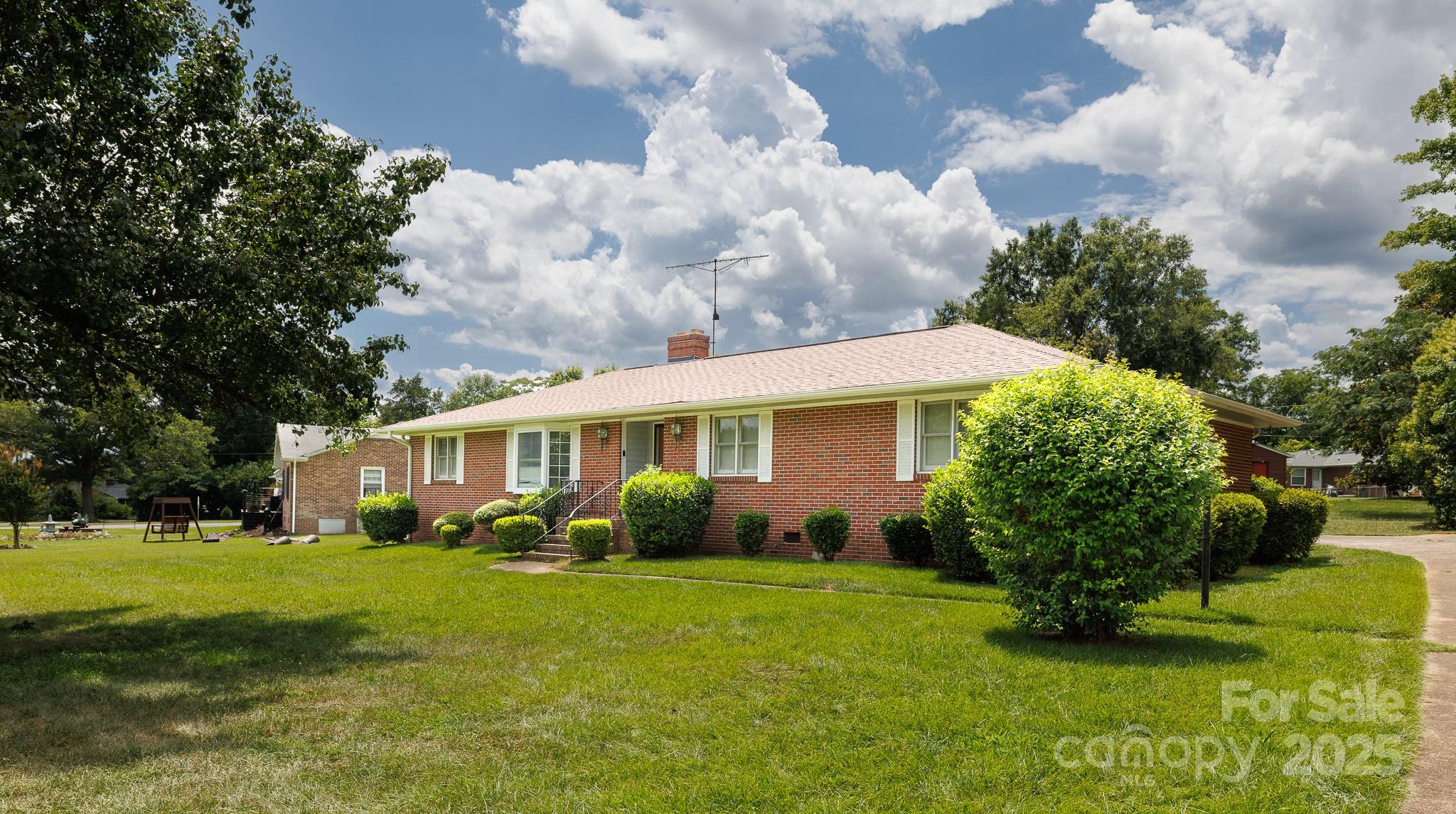 1447 Sullivan Street